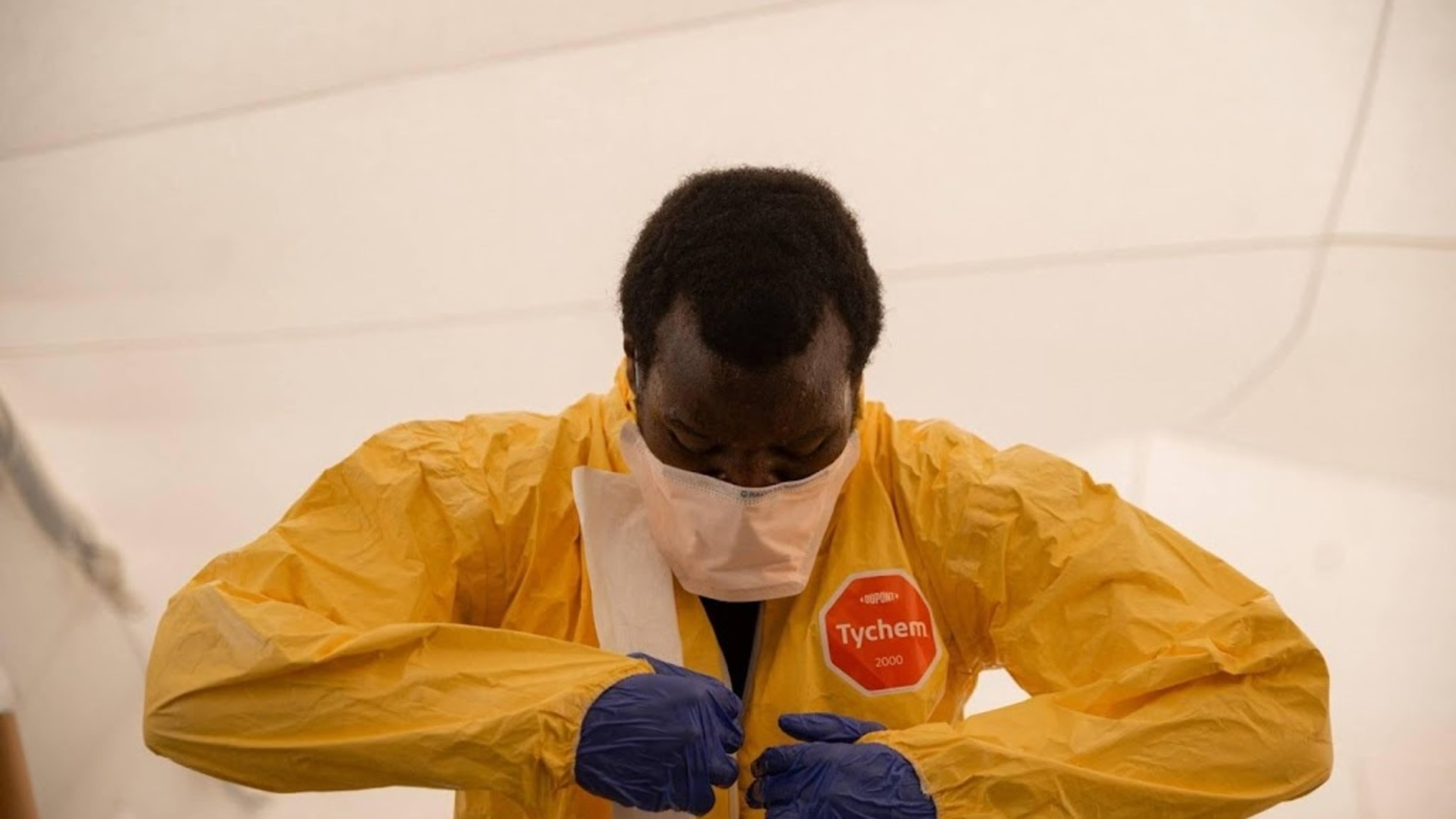 Ebola cases rise to nearly 700, over 130 deaths