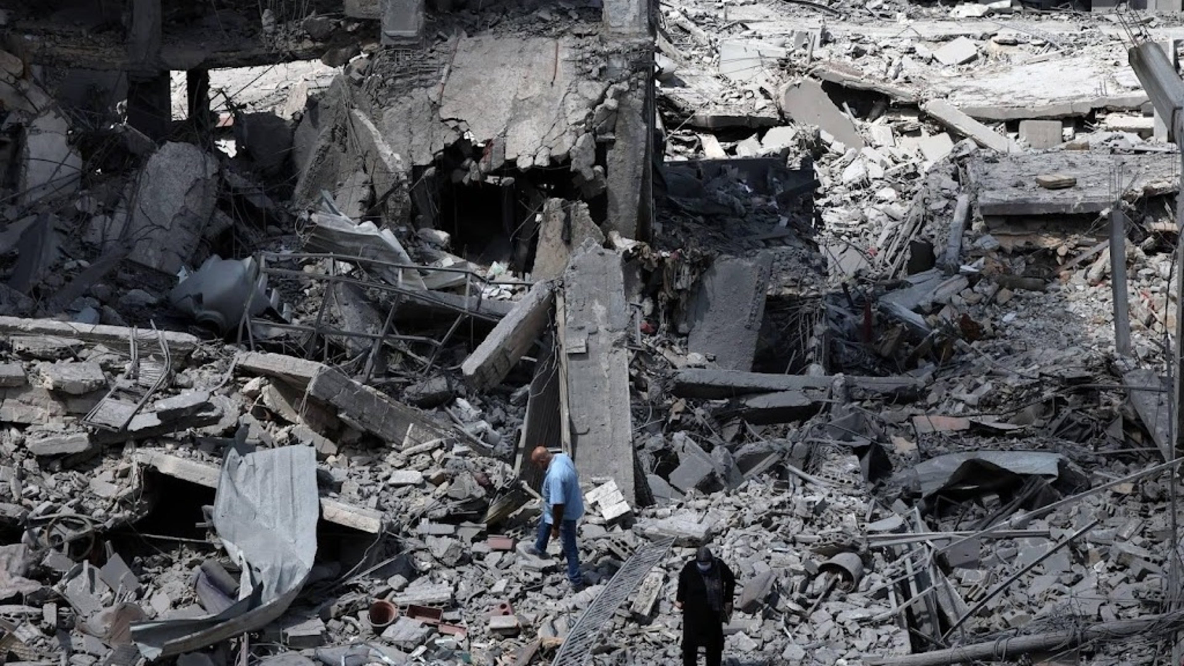 Israel reports airstrike on Hezbollah members in southern Lebanon