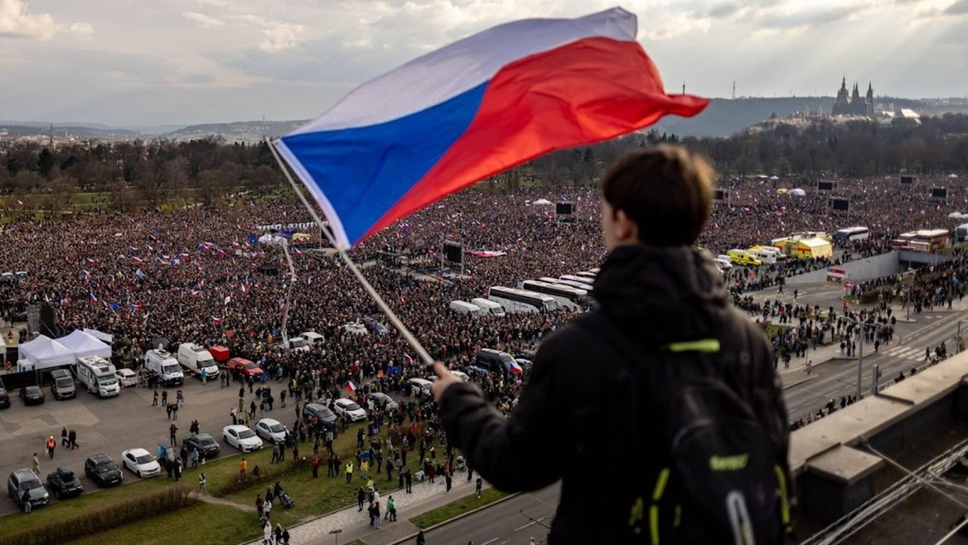 Large demonstration in Prague against Czech government