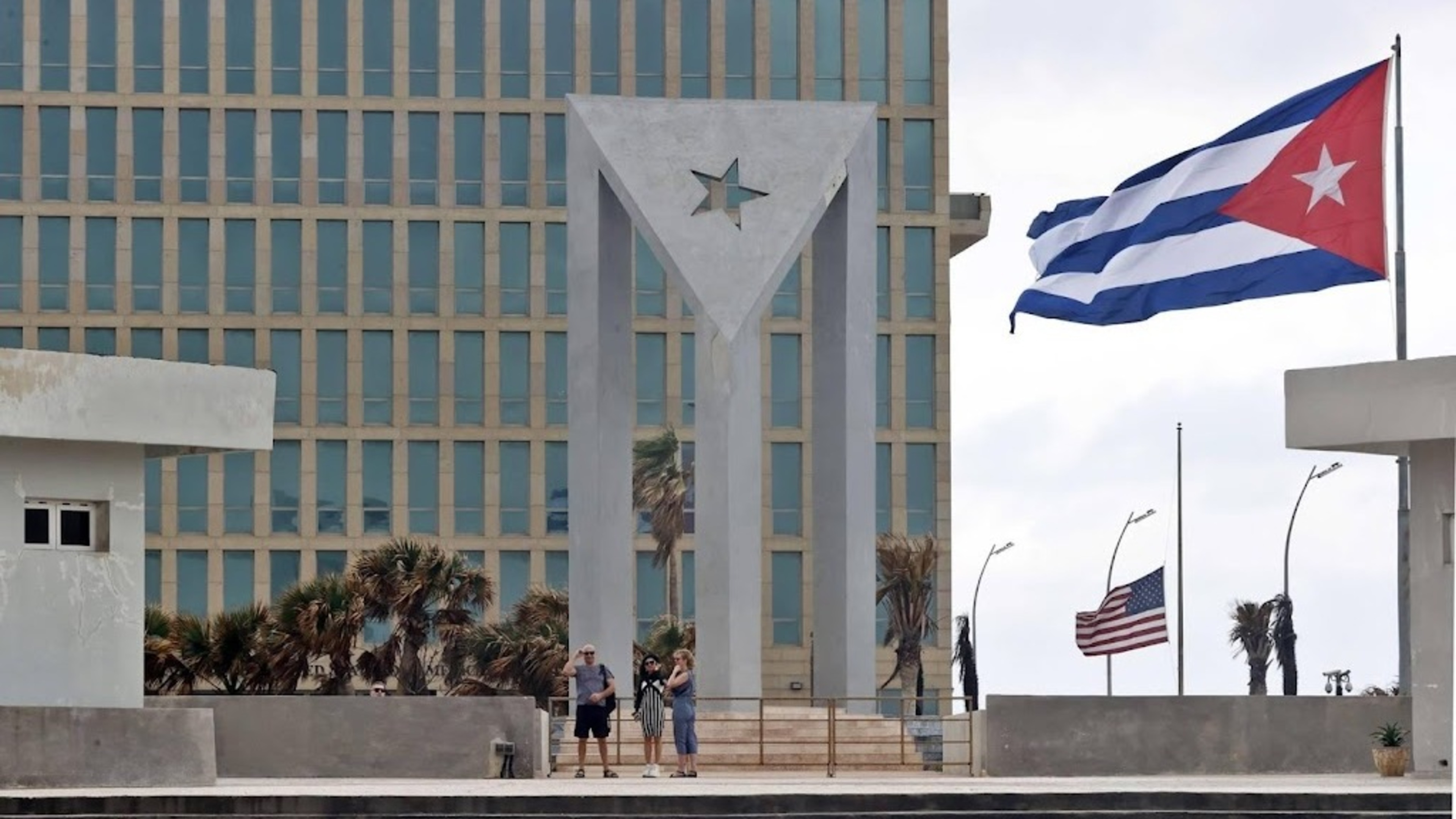 Cuba announces release of 2,000 prisoners