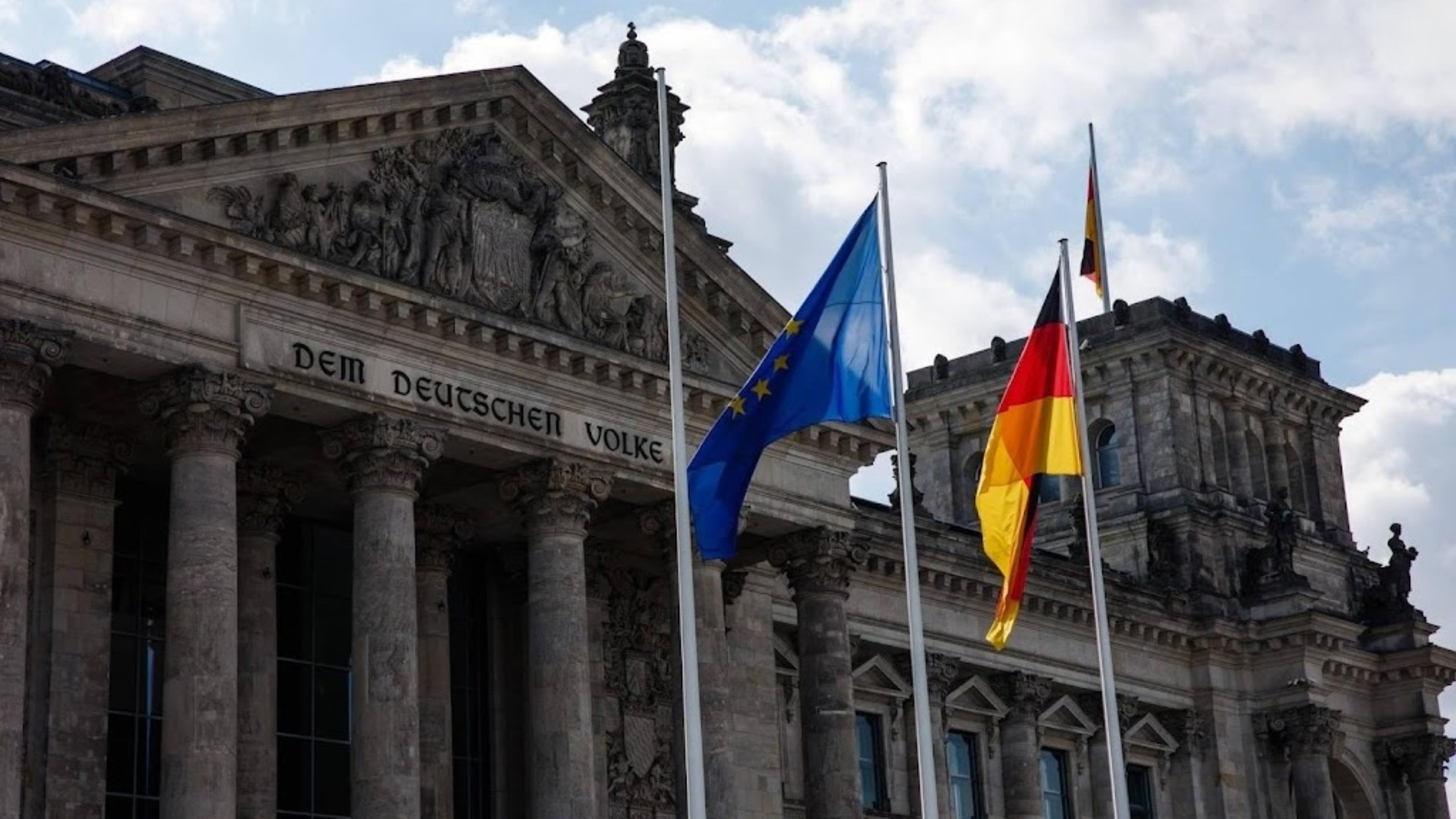 German minister warns of drone attacks on the Bundestag