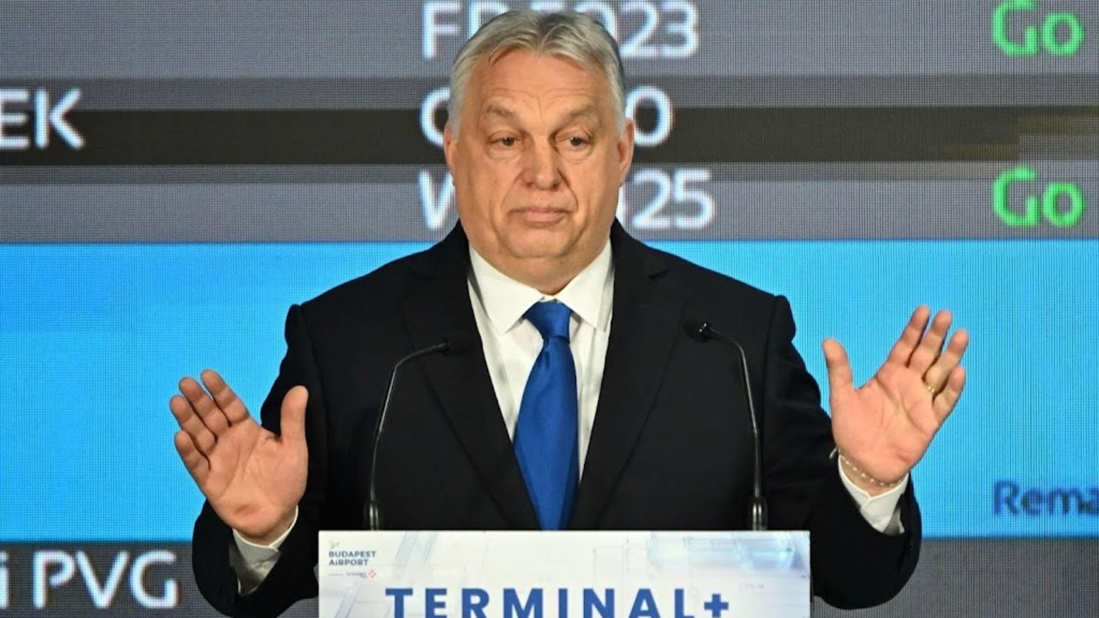 Hungary blocks EU sanctions against Russia over oil pipeline