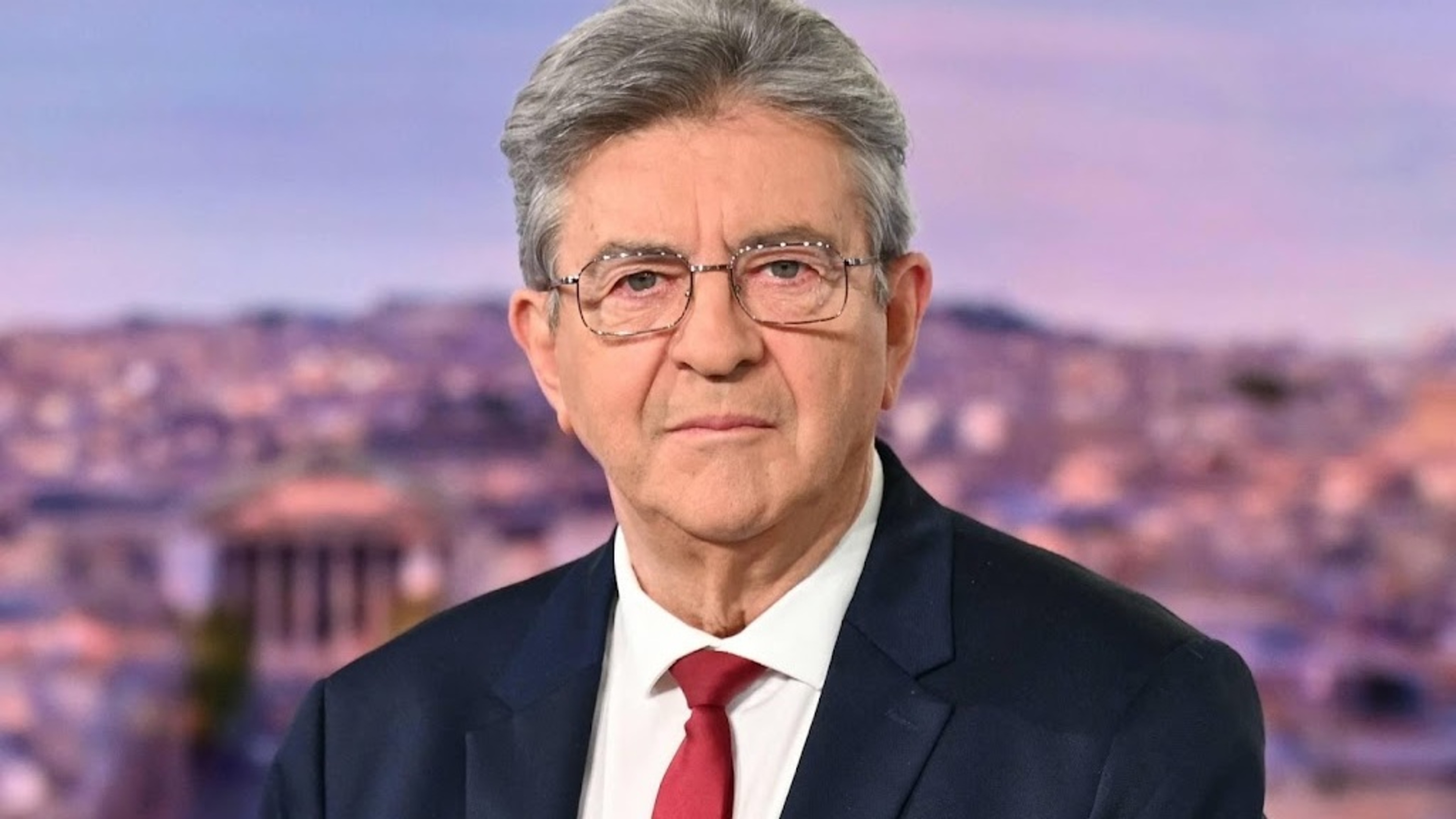 Left-wing Mélenchon to run for French presidency again