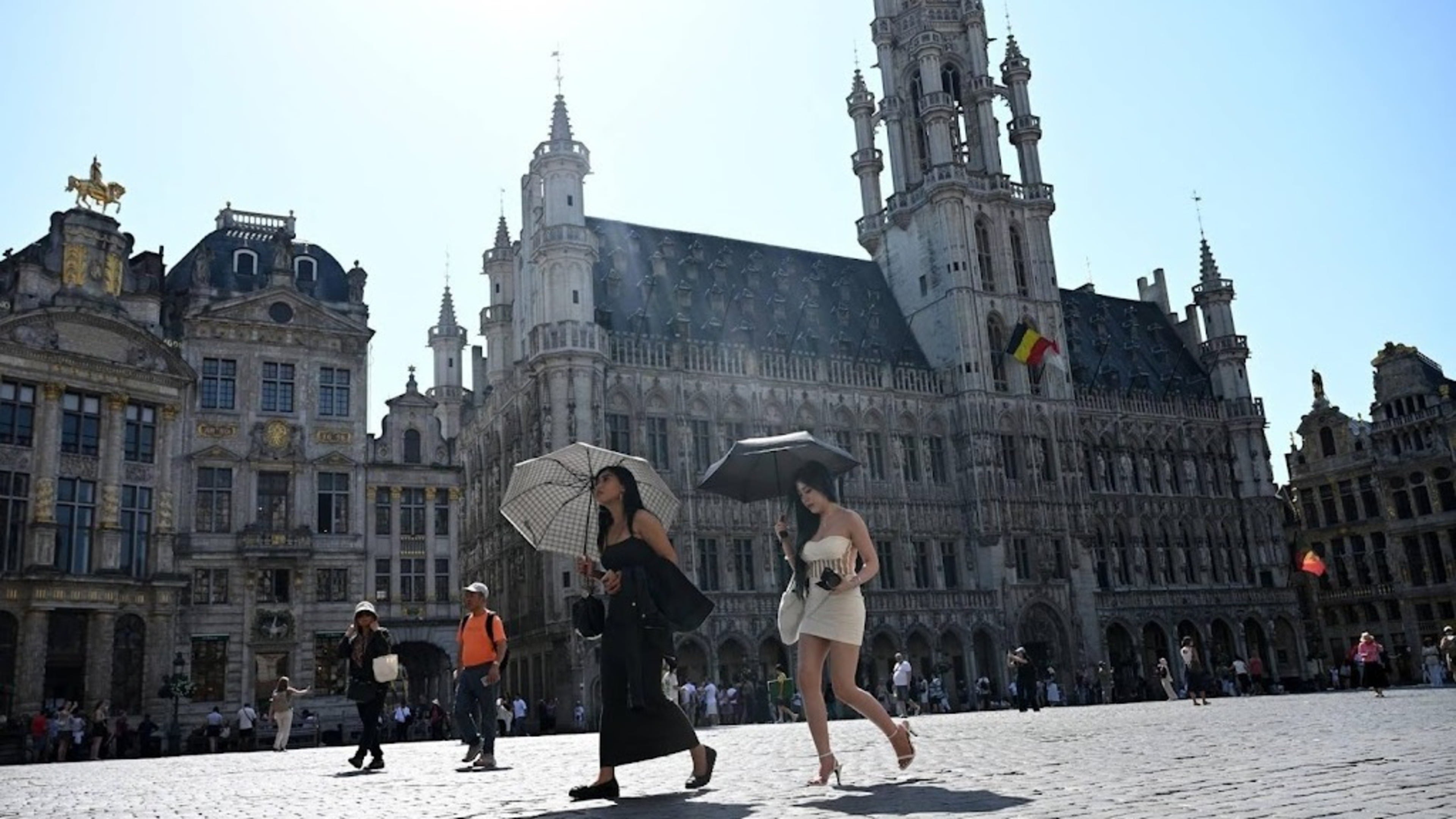 Code red in part of Belgium on Friday for temperatures up to 40 degrees