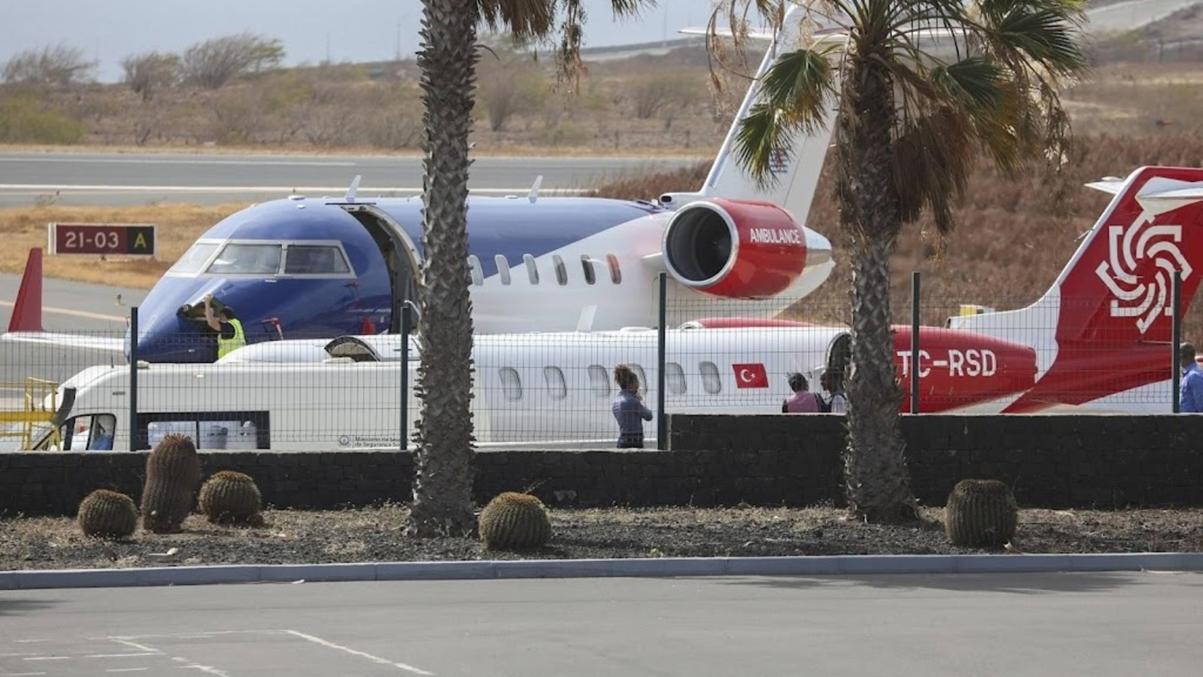 Cruise ship evacuation flight makes stopover on Gran Canaria