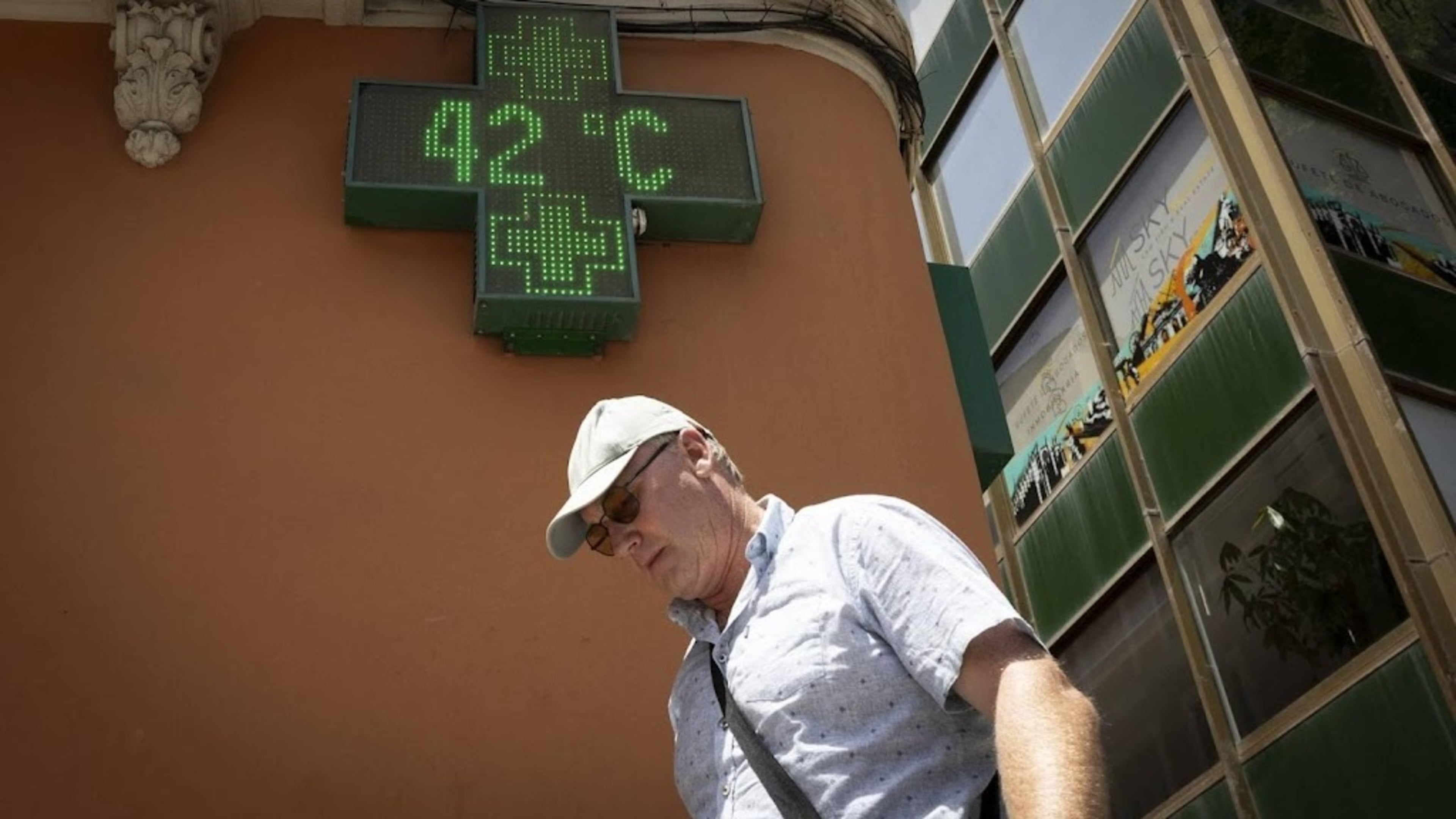 Spain World Cup screening in Madrid cancelled due to heat