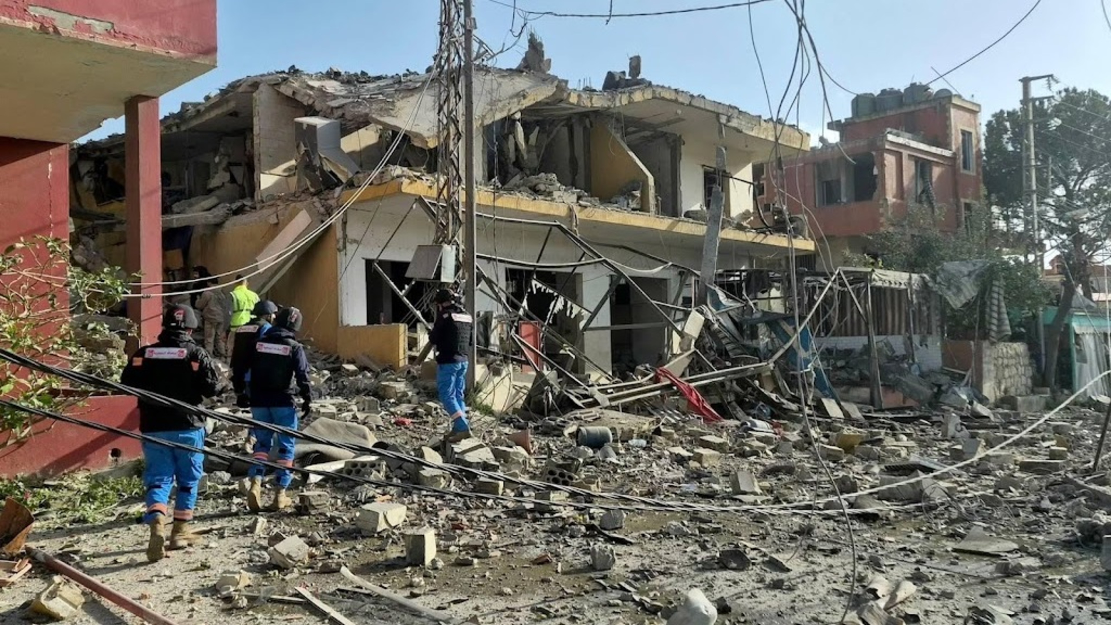 Ten countries call for an end to hostilities in Lebanon