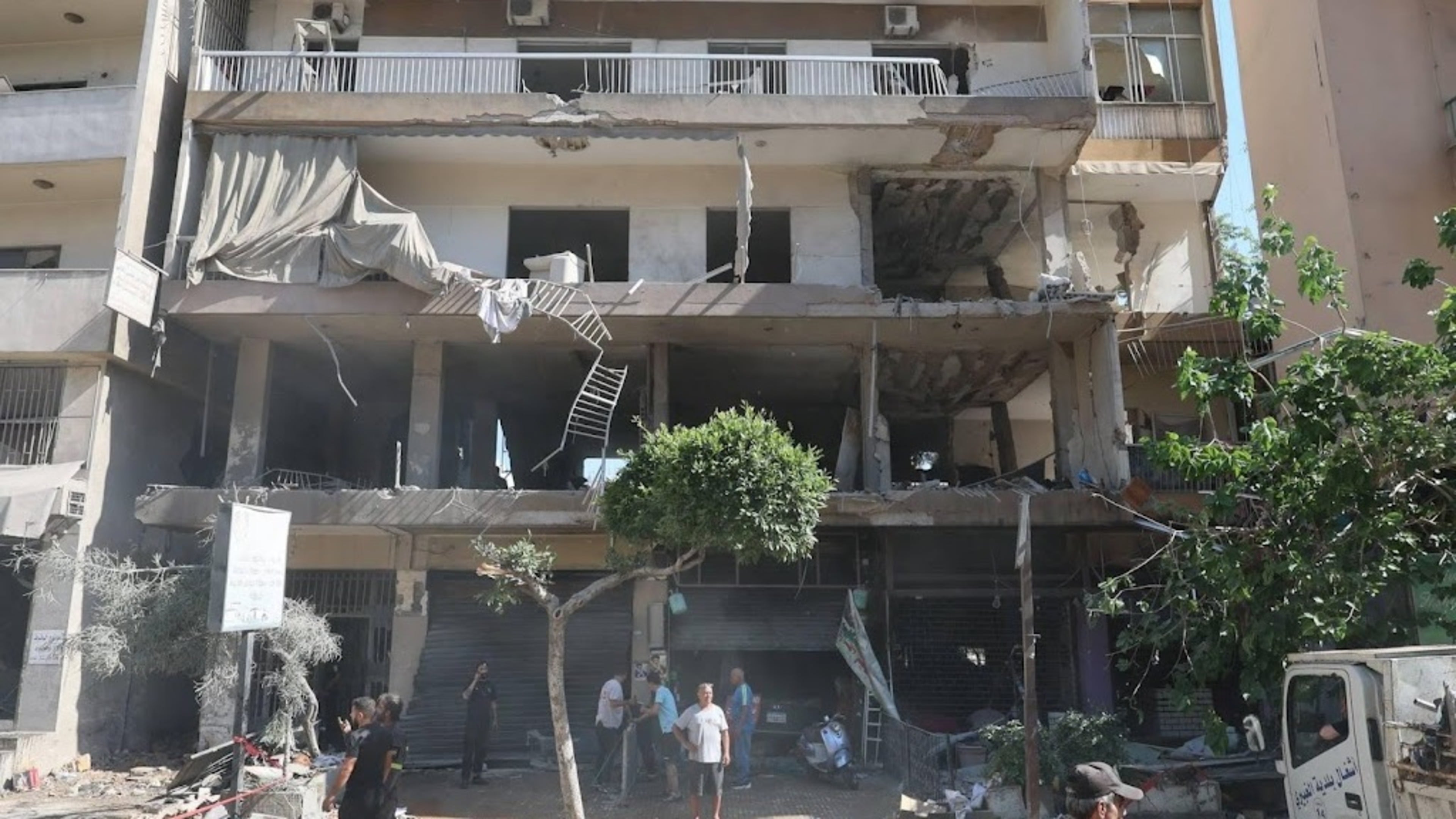 Deaths reported after Israeli airstrikes on Lebanon