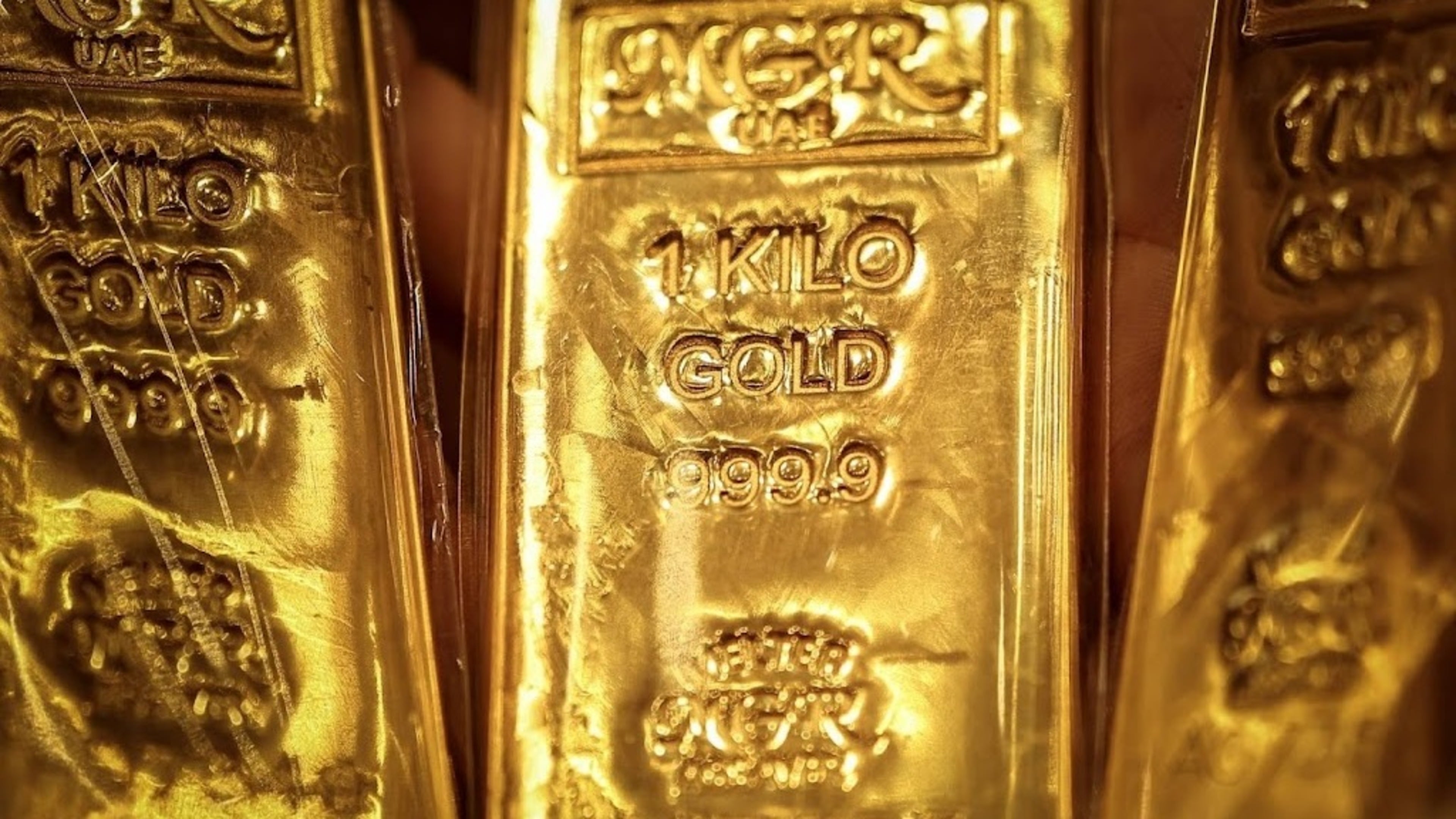 Hundreds of gold bars found in former CIA official's home