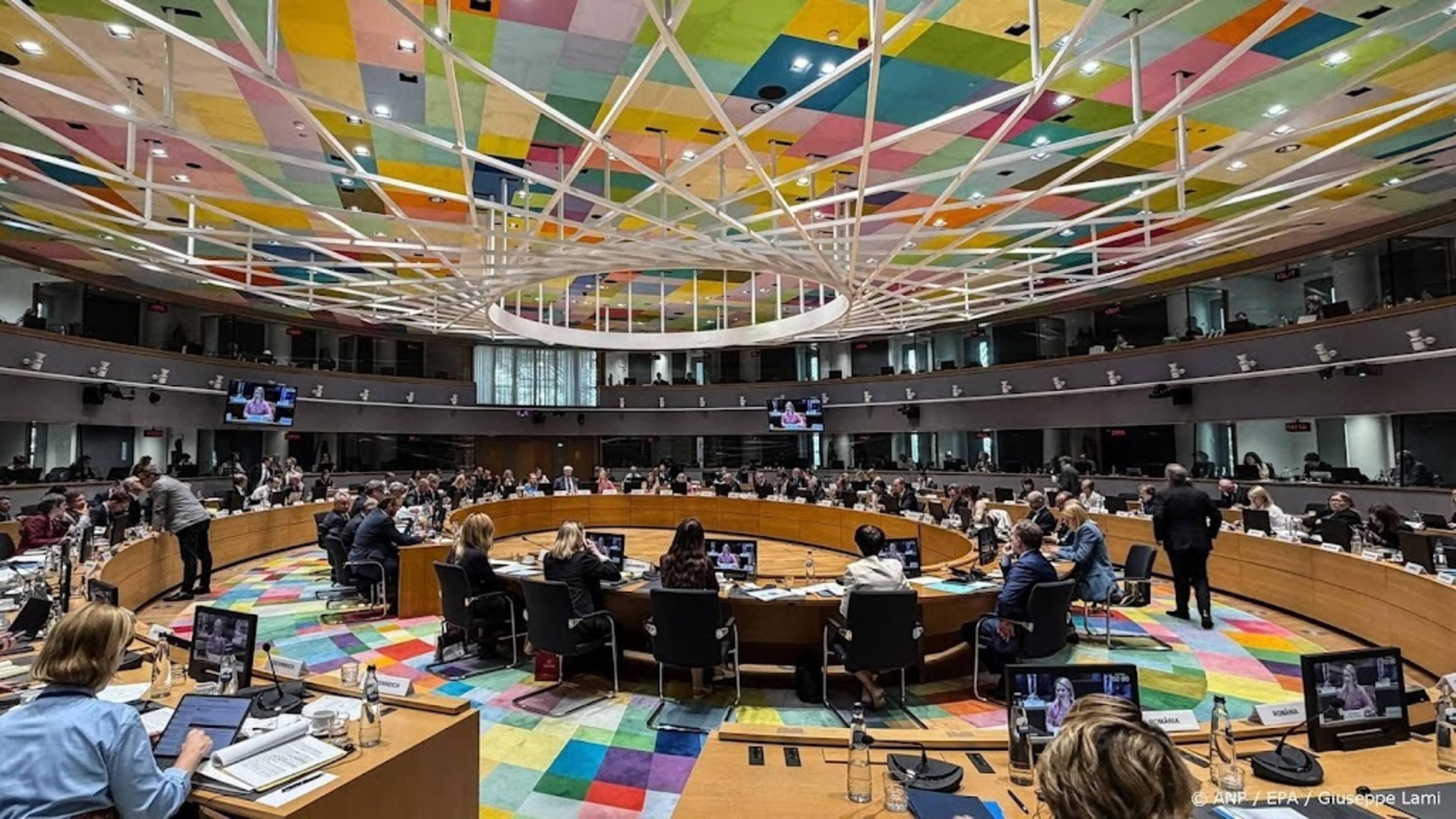 EU member states lift suspension of association agreement with Syria