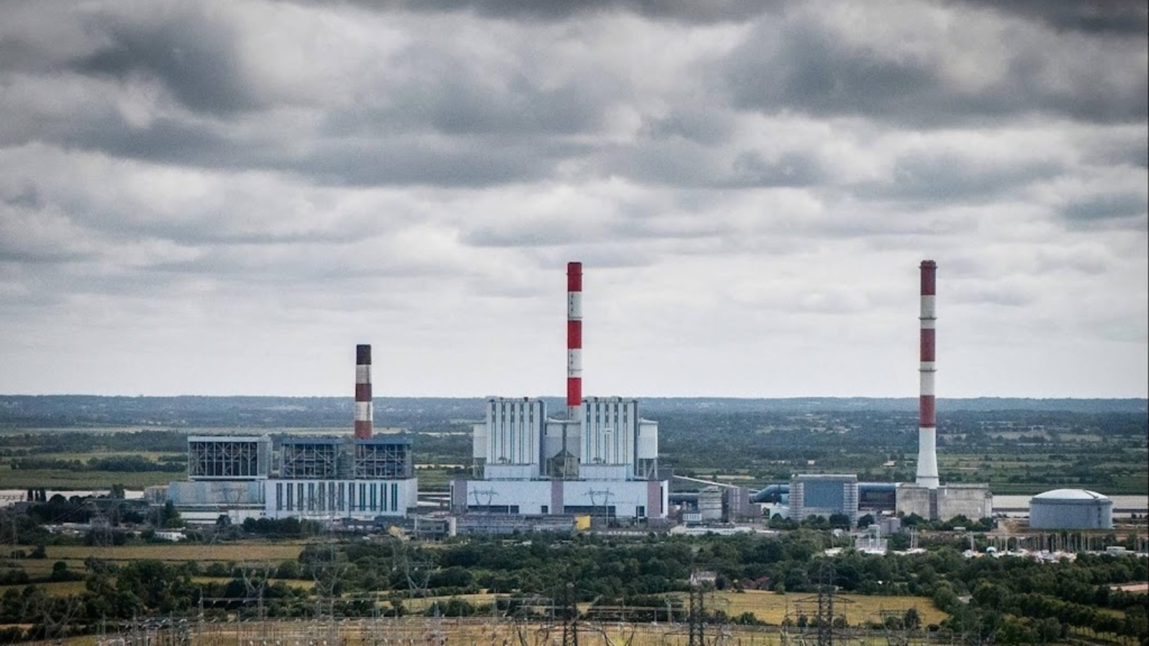 France announces deadlines for phase-out of coal, oil, and gas