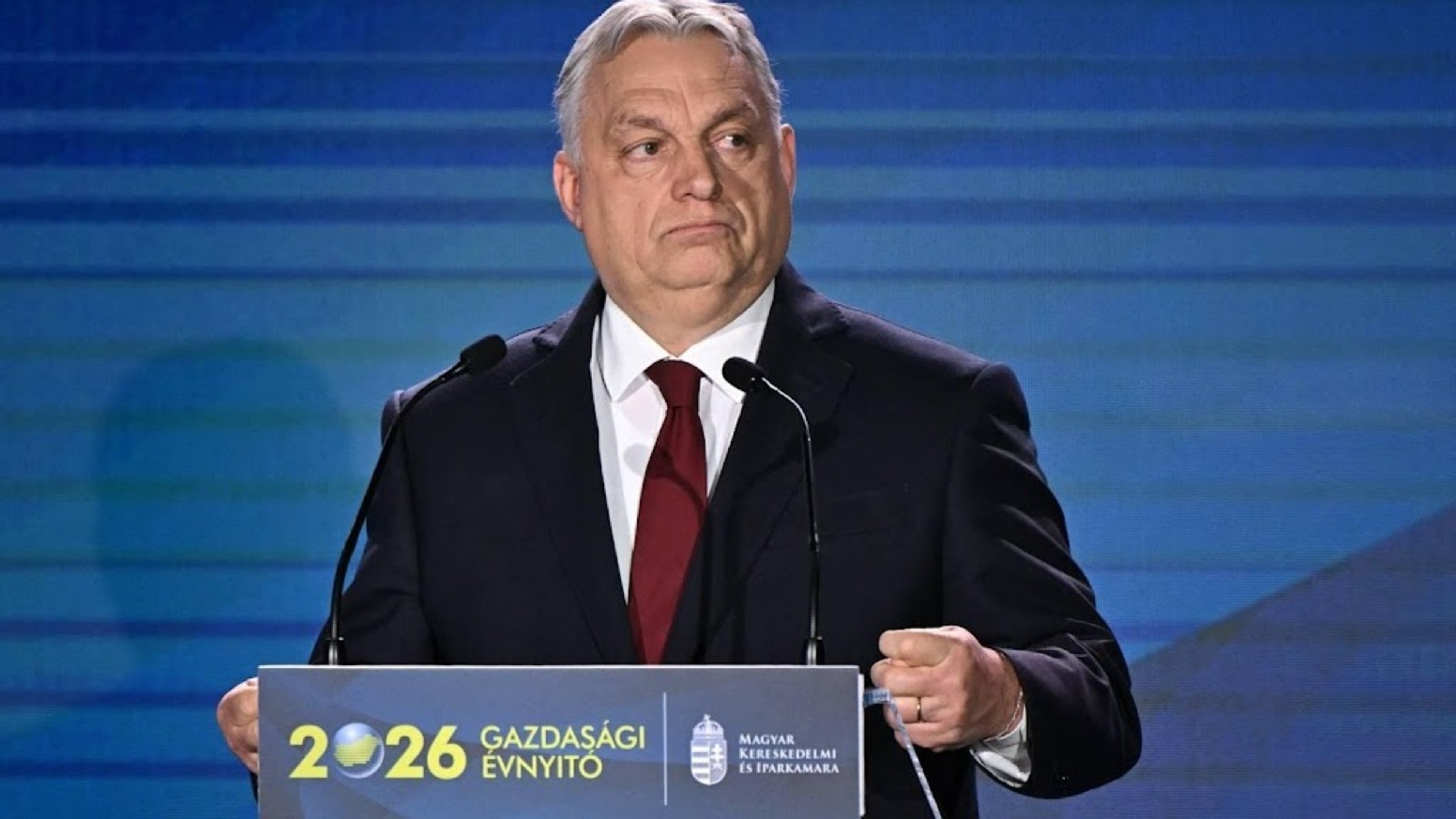 Hungarian PM stops transport to Ukraine over pipeline