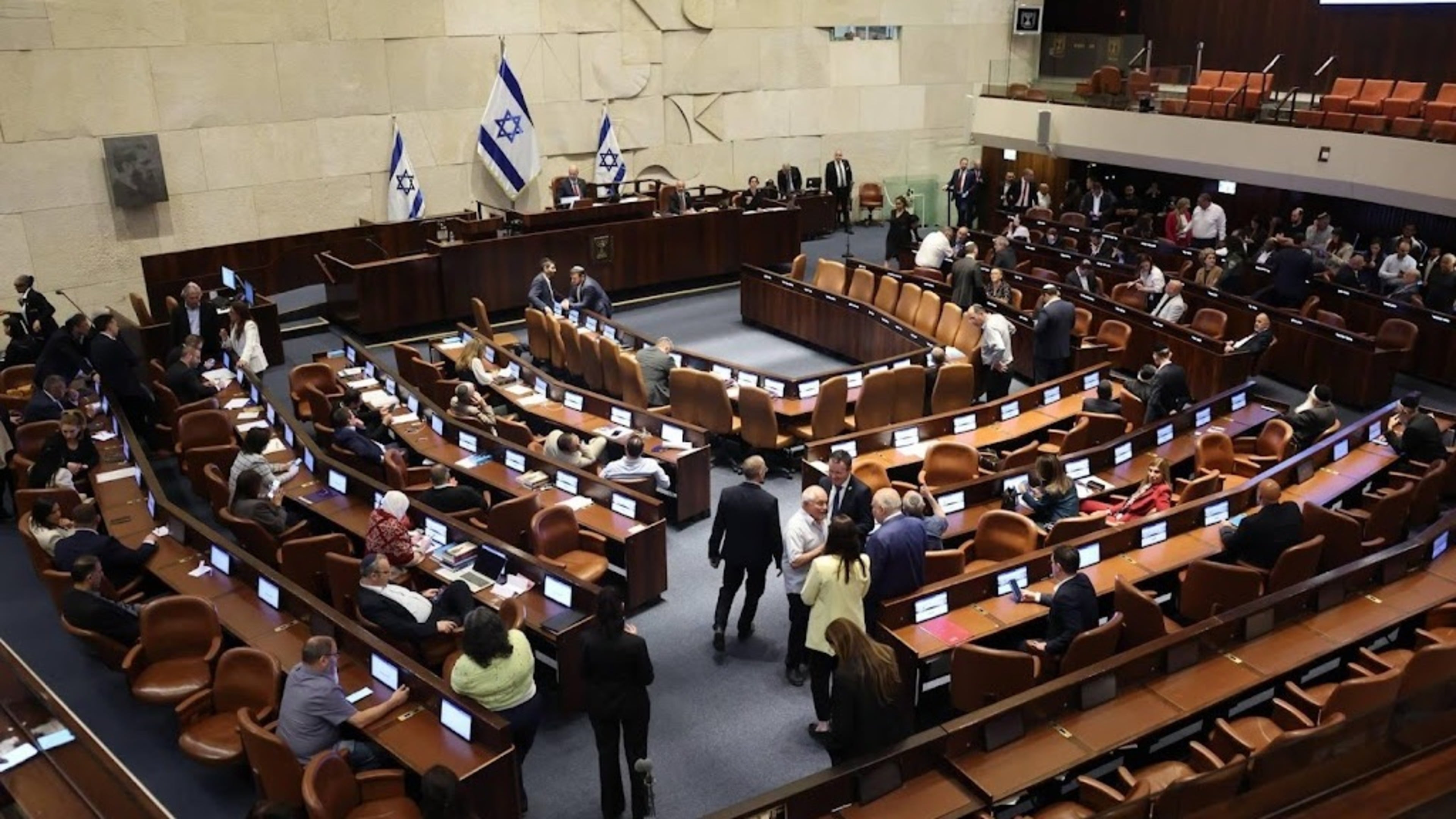 Israeli parliament takes first step toward early elections