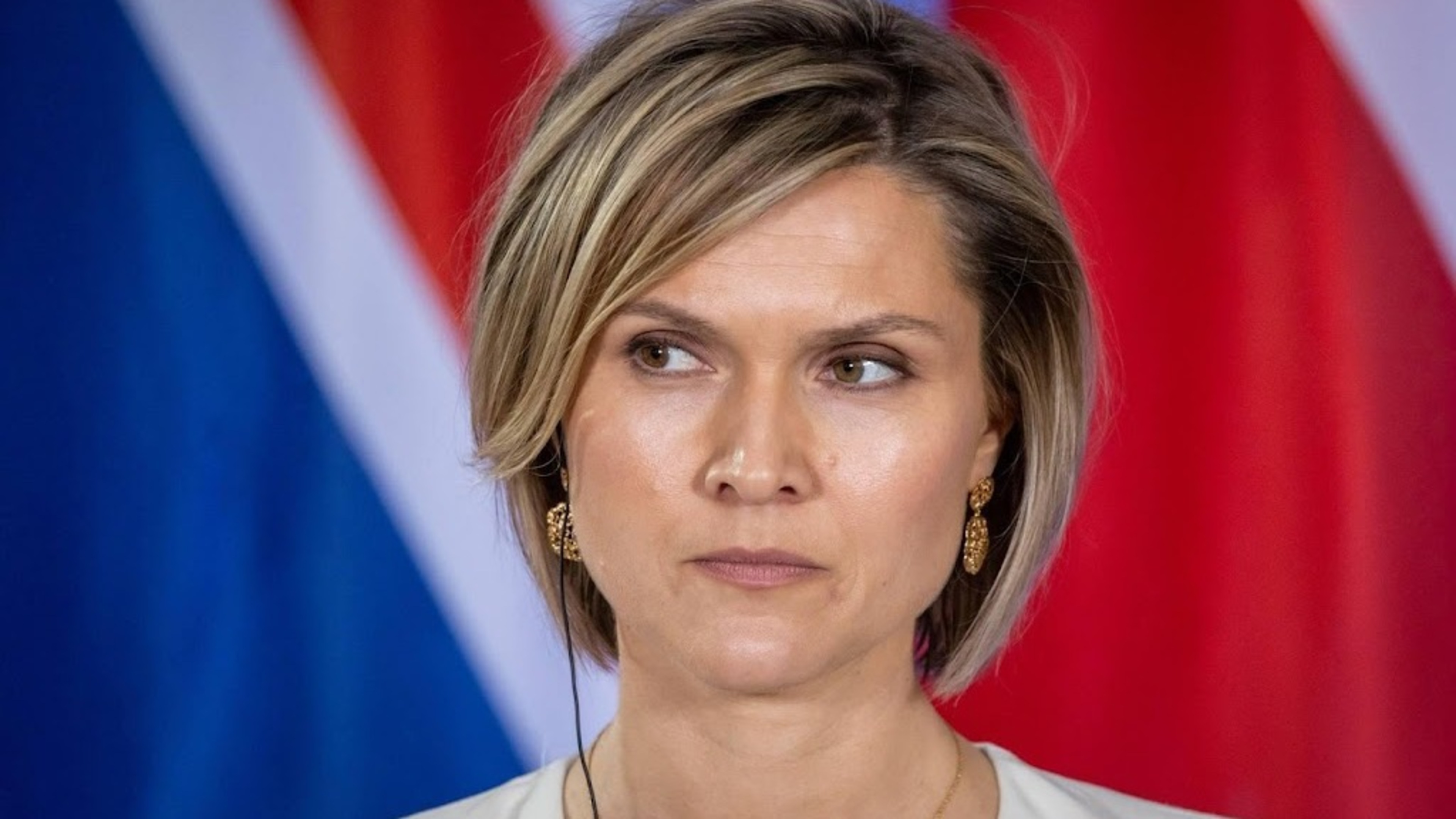 Iceland brings forward EU referendum over Arctic tensions