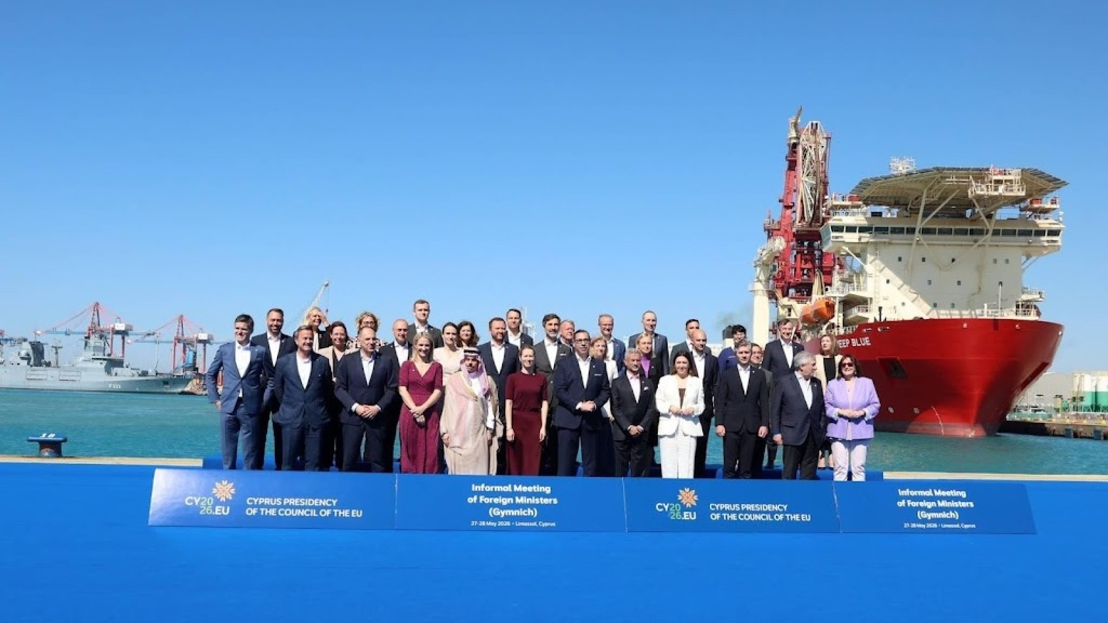 EU ministers: pressure on Russia must be increased
