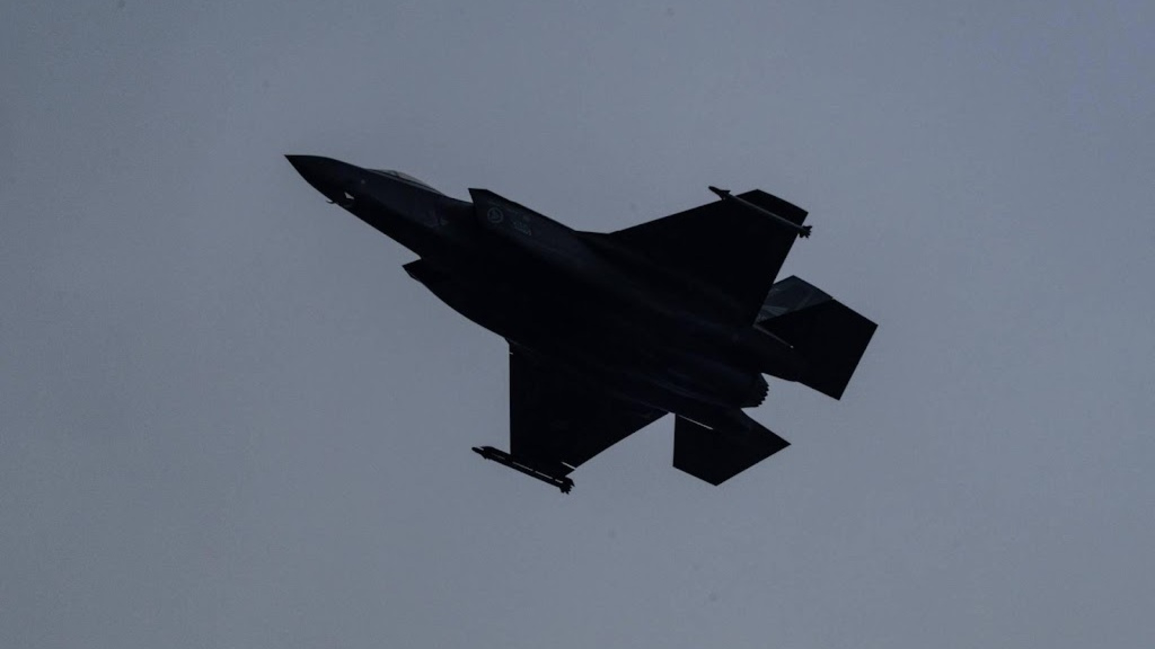 NYT: American fighter jet shot down in Iran