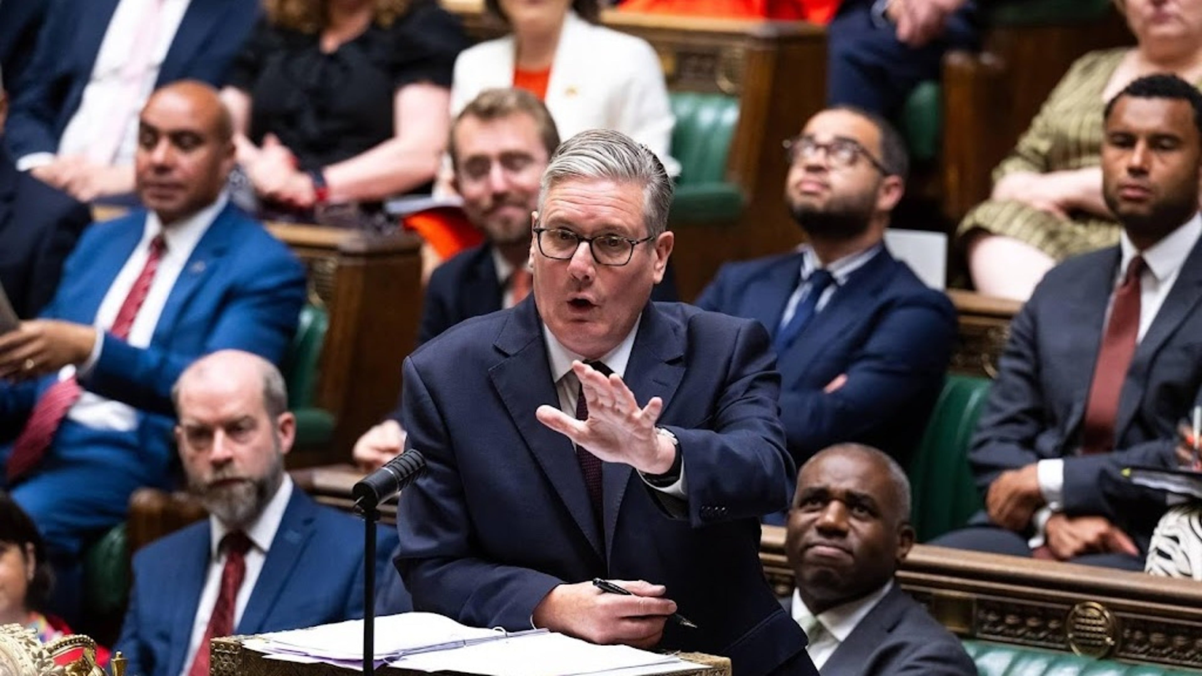 British Prime Minister apologizes to women forced to give up their children