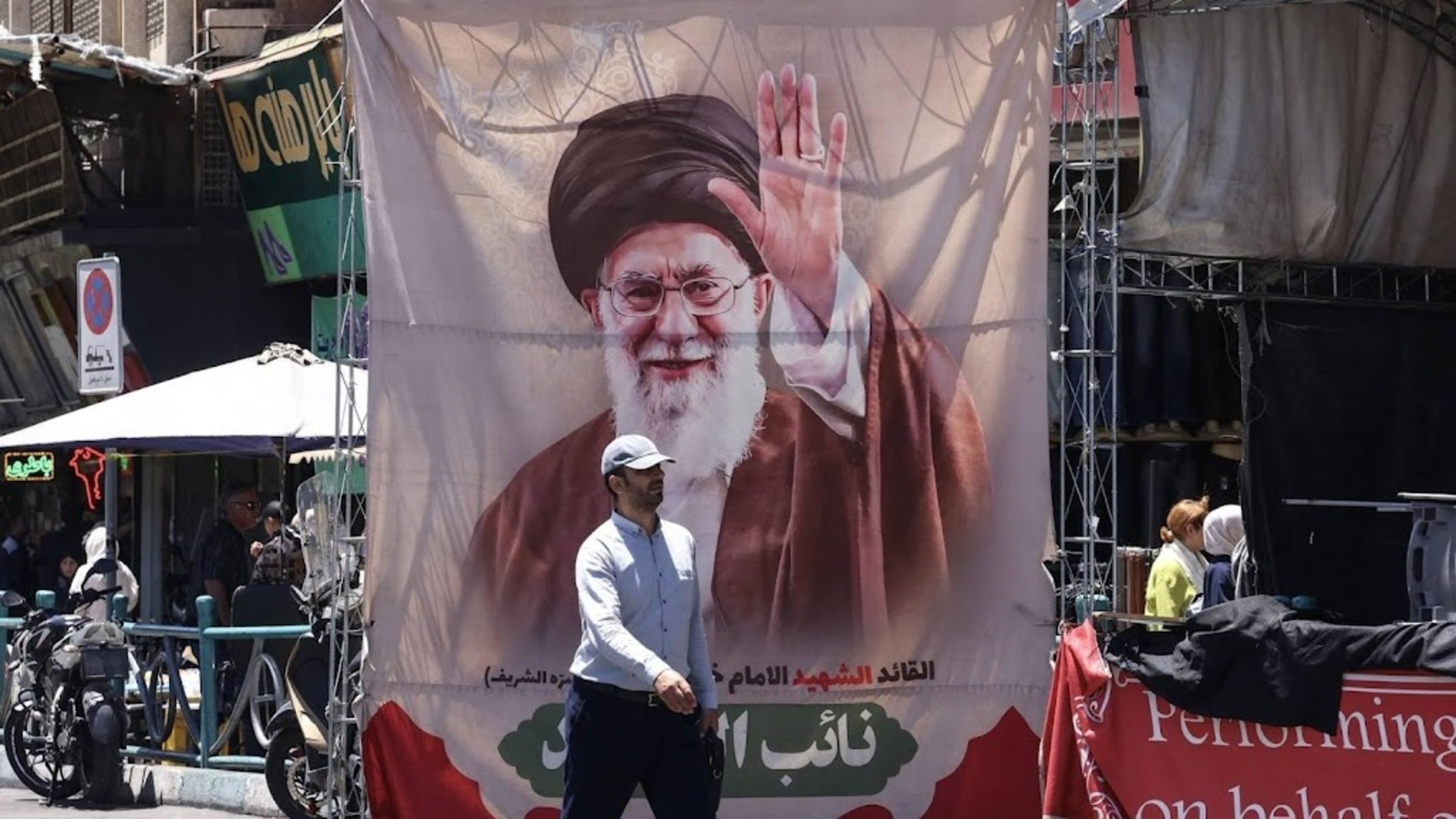 Tehran residents given days off for Khamenei's funeral