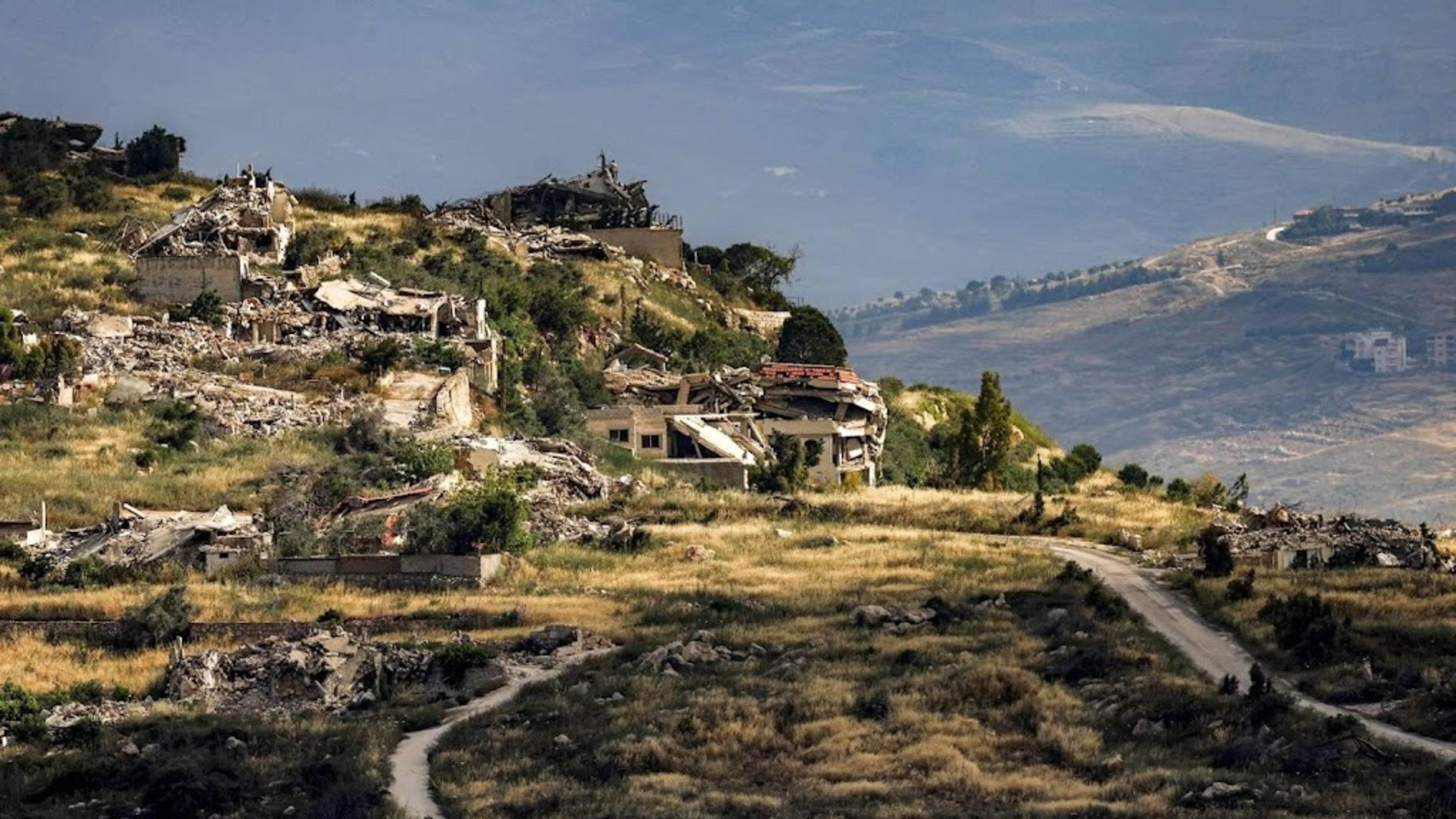 Israel announces new strikes in southern Lebanon