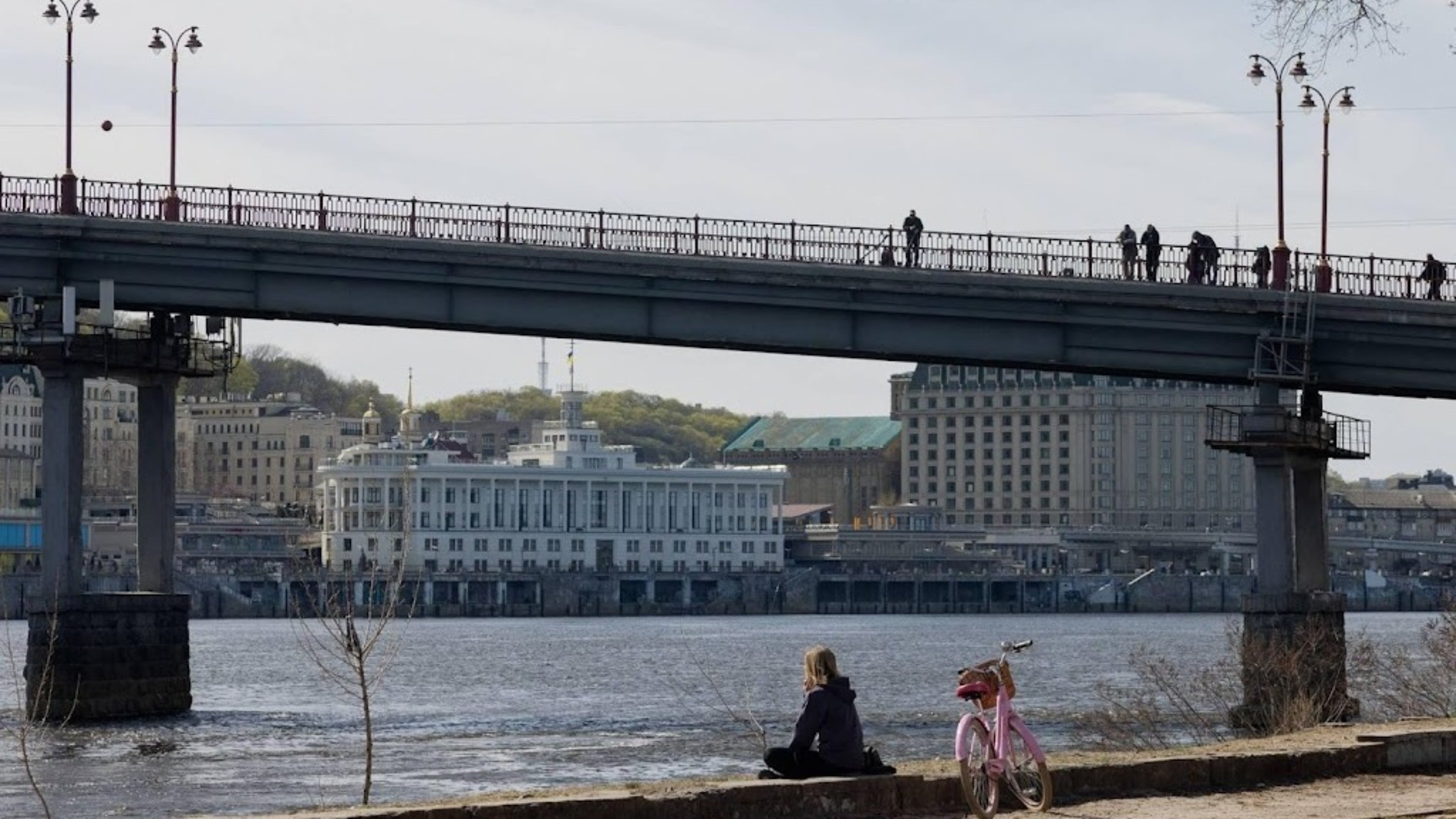 Poll: Little support in Ukraine for unconditional ceasefire
