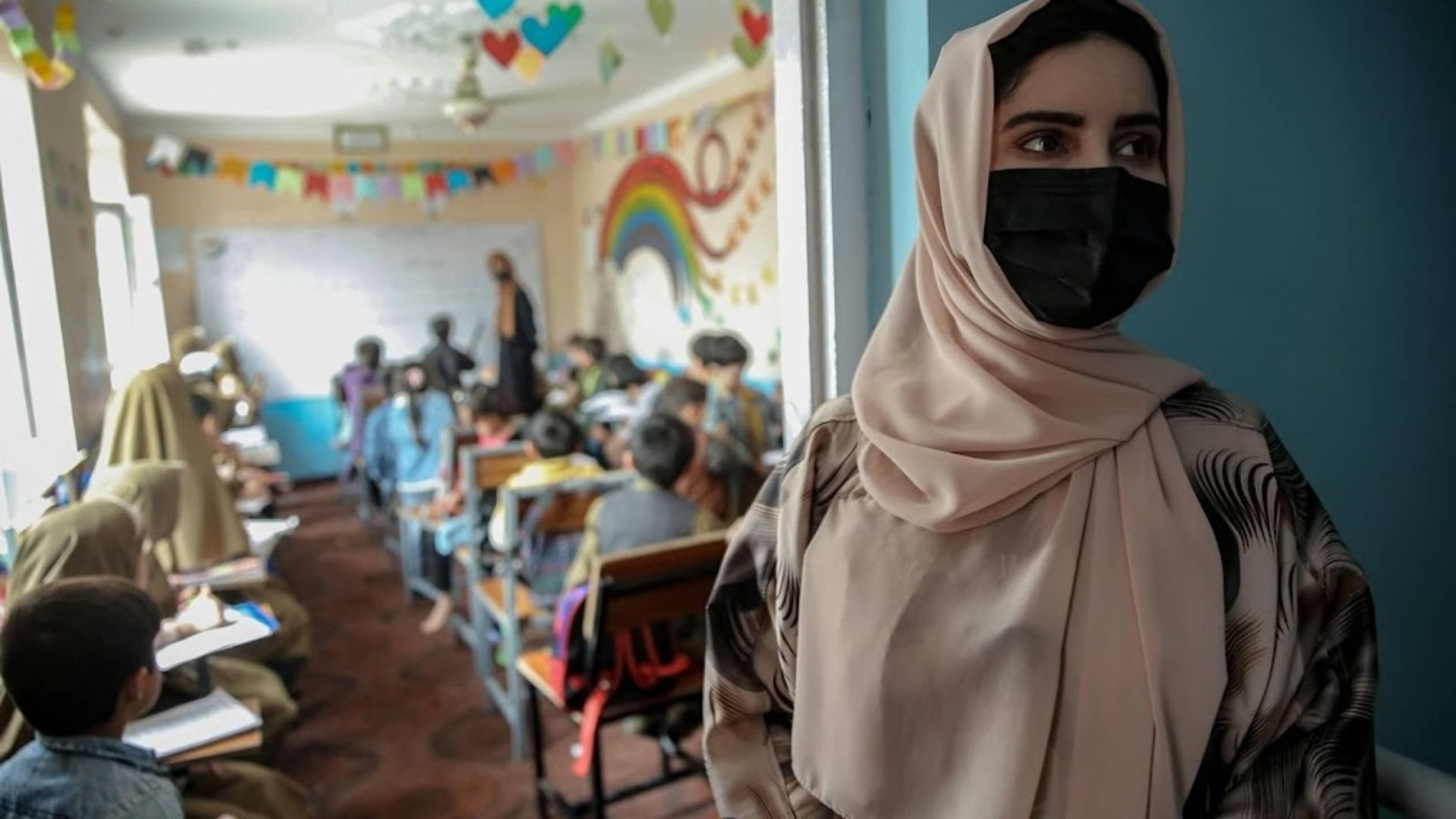 UNICEF: loss of thousands of female teachers in Afghanistan