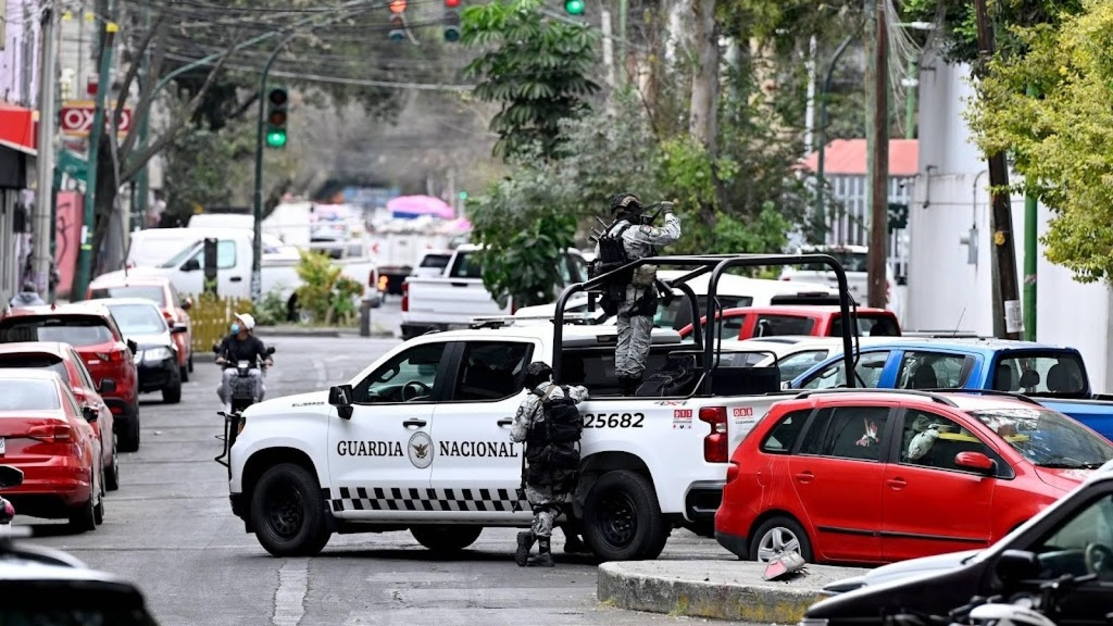 Dutch Foreign Ministry tells citizens in Mexico to stay indoors after drug lord's death