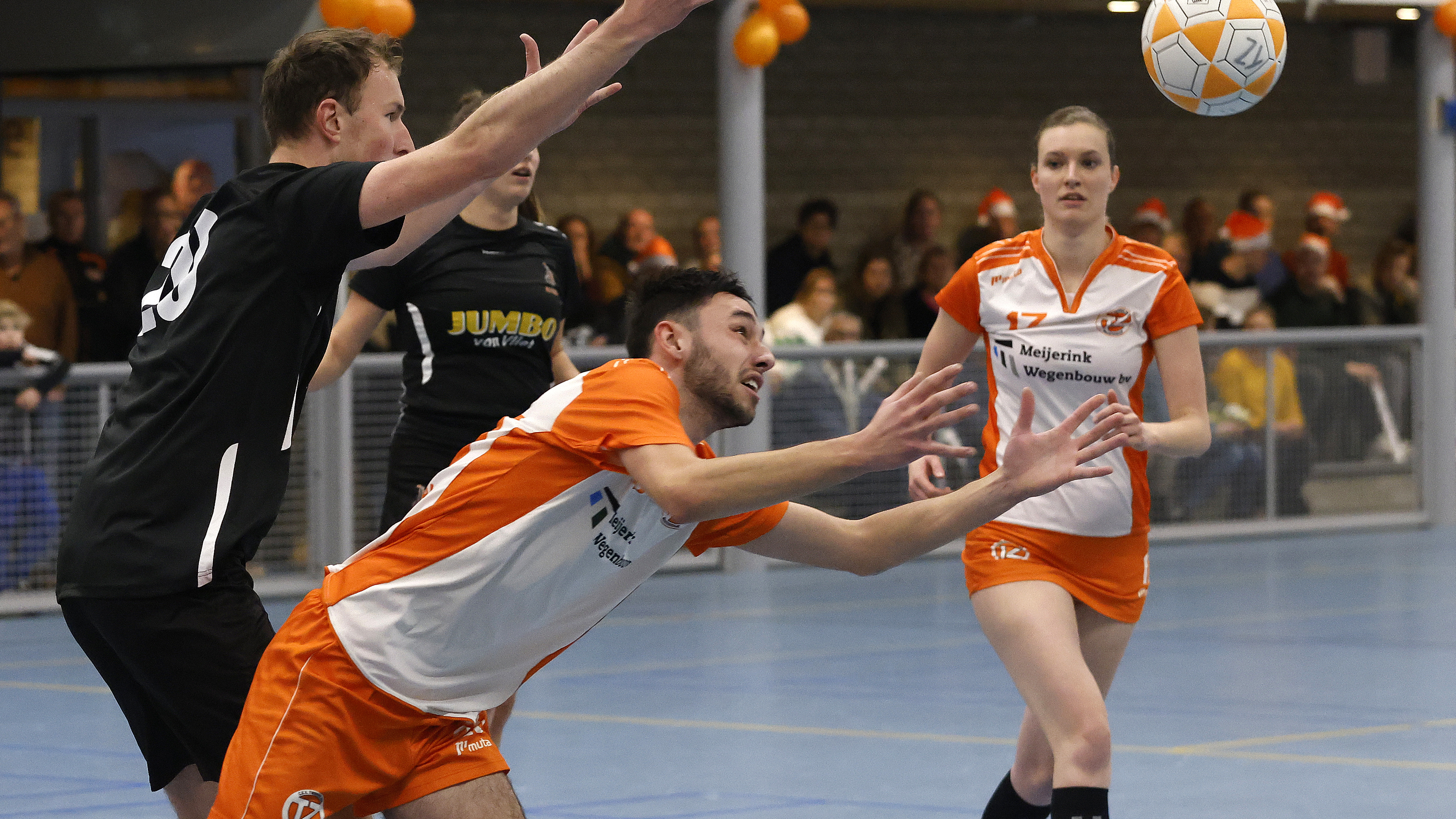 Tweemaal Zes poetst nare nasmaak weg