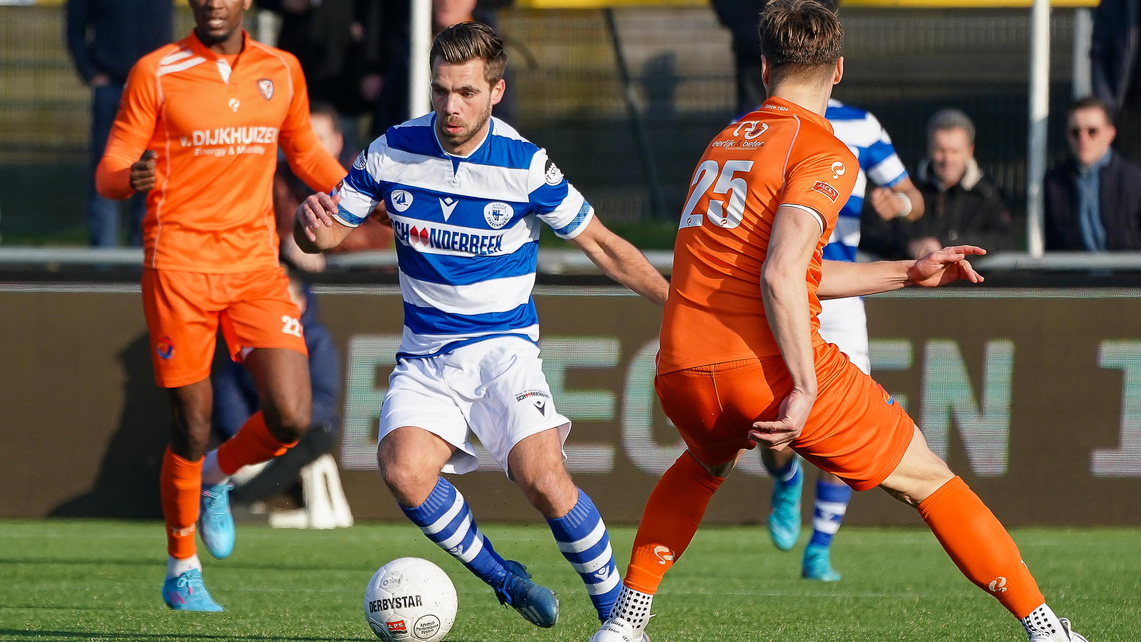 Spakenburg neemt afscheid van flink wat sterkhouders met een zege op GVVV