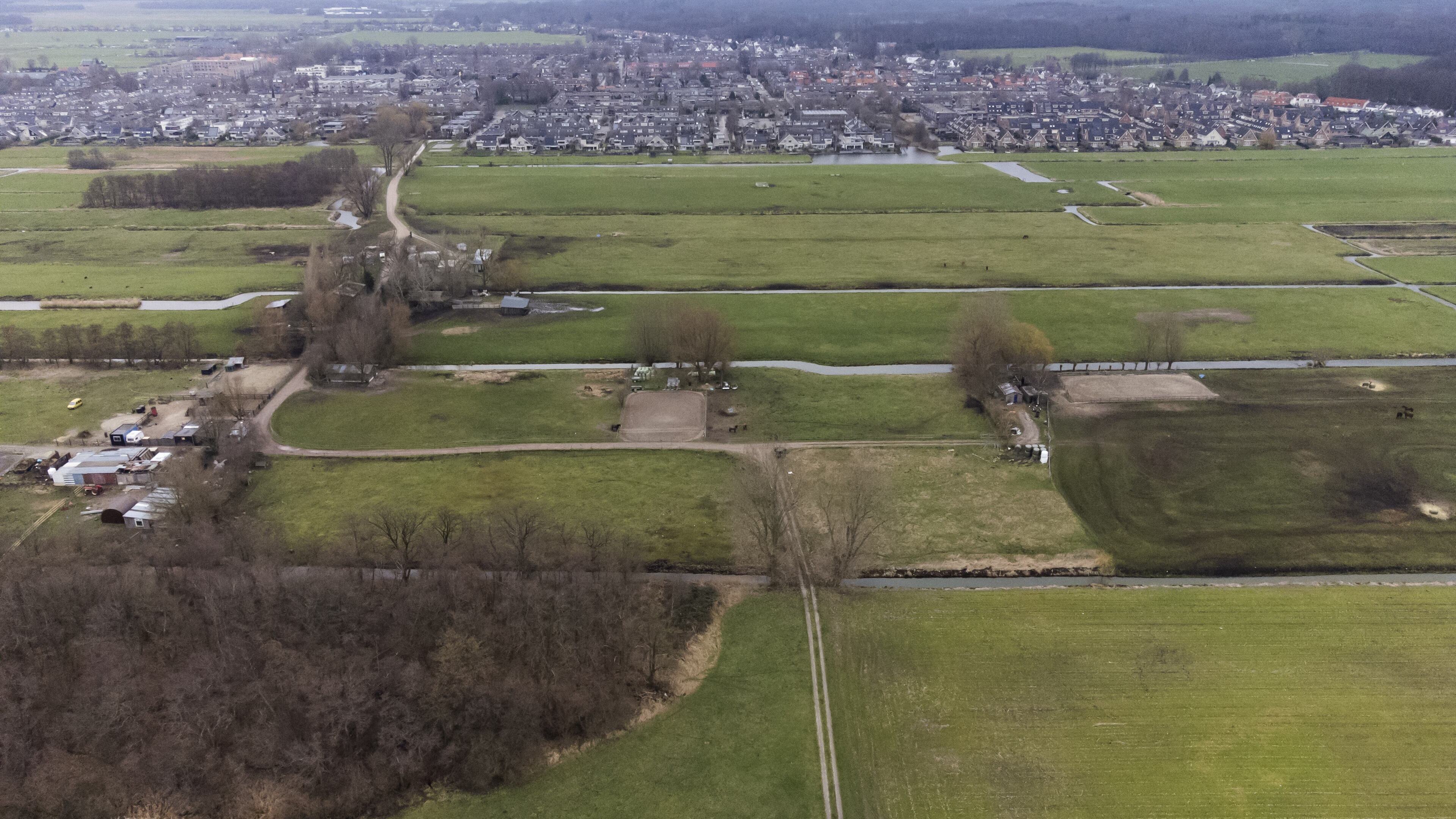 Opgevoerde druk werkt: volop steun voor omwonenden in dossier gifbelt Kortenhoef, al blijven er twij