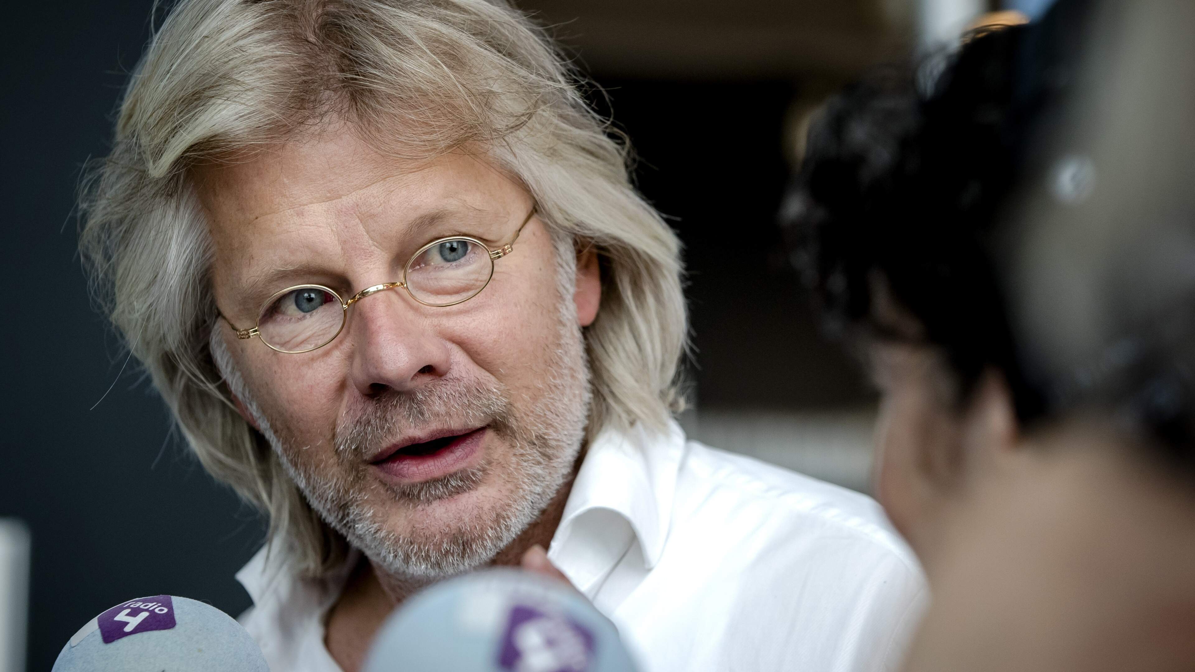 Radiopresentator Hans Haffmans uit Eemnes krijgt taalprijs