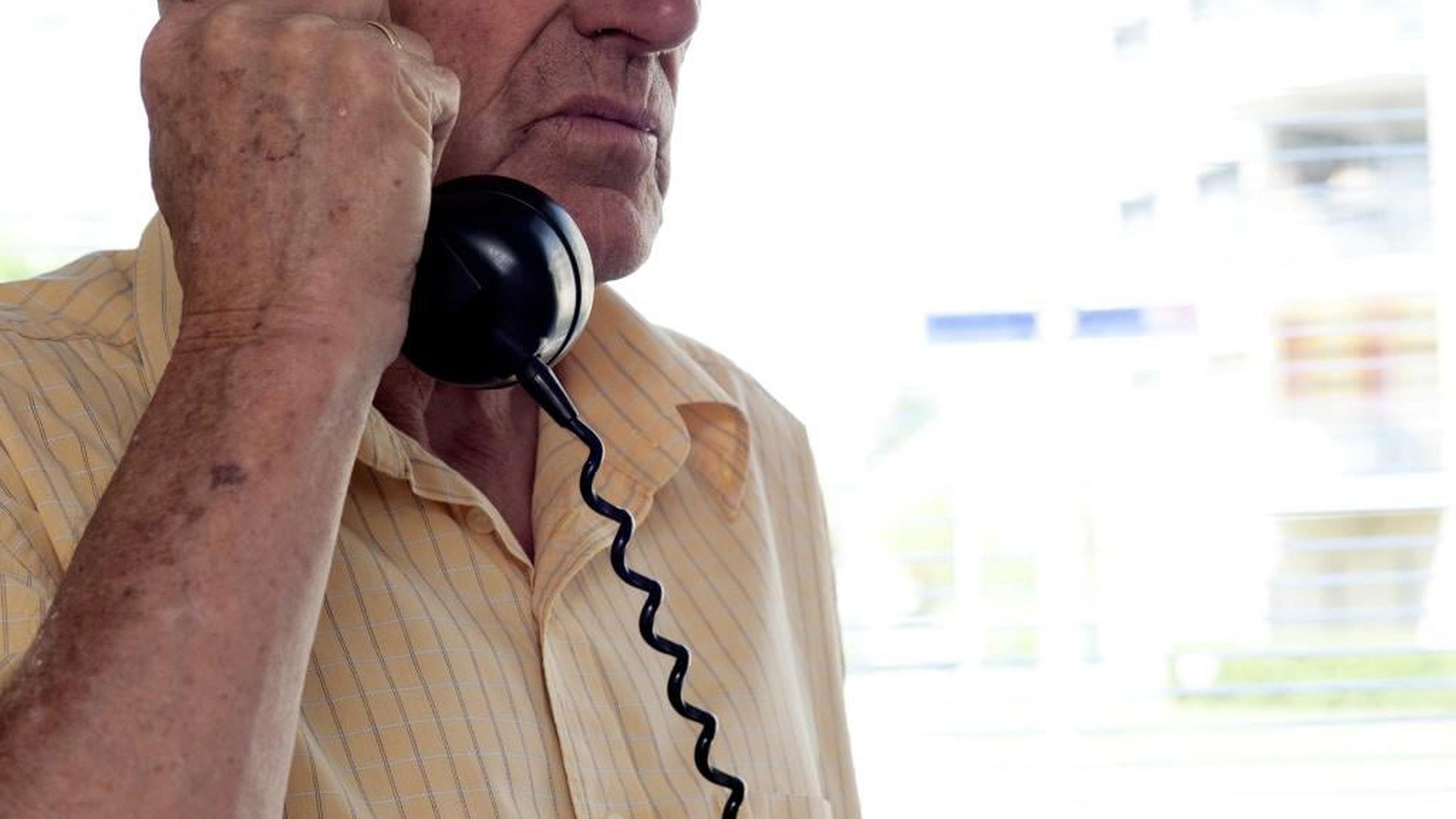 Man uit Hilversum bedreigt psychiater tijdens telefonisch consult: ’Moet ik je opzoeken en een kogel