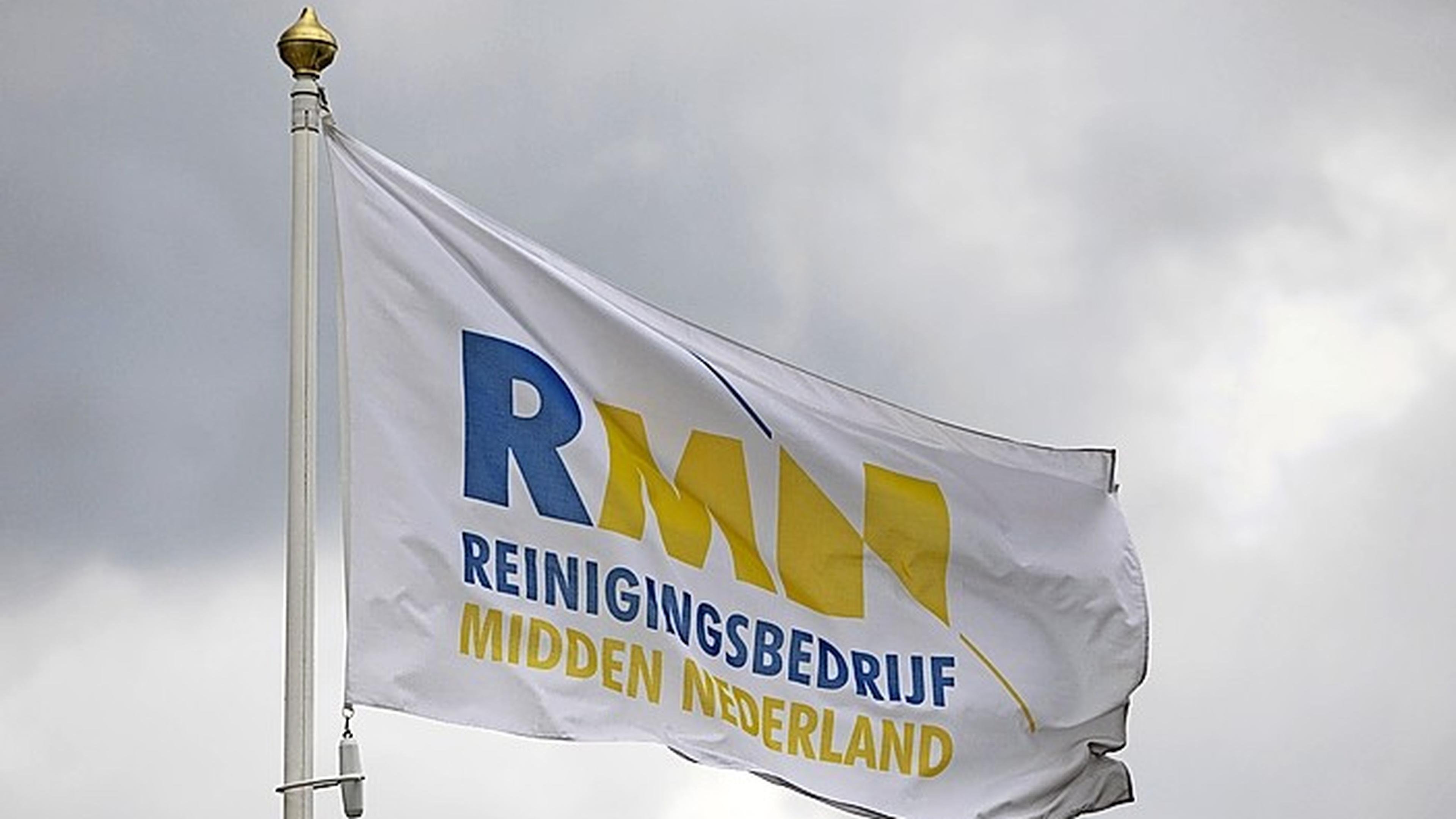 Tropenrooster voor afvalinzamelaars in Baarn en Soest. Kliko maandag extra vroeg aan de straat
