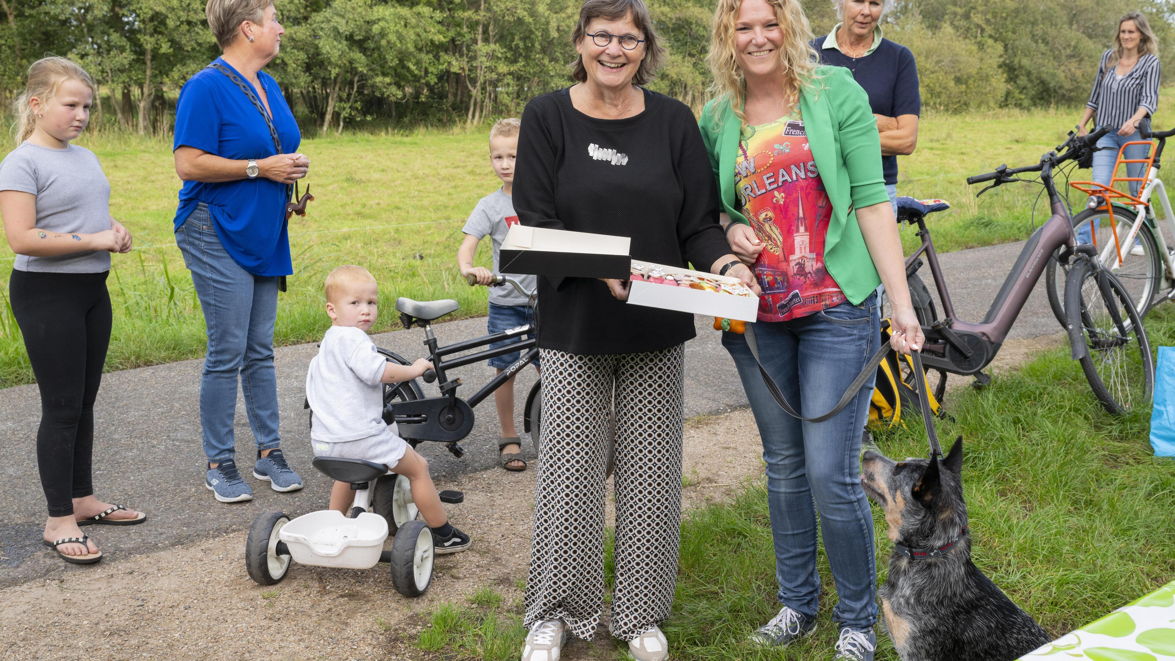 Ankeveen heeft nu een ’hondenuitrenveld’. Kikkers en salamanders voelen er zich ook thuis