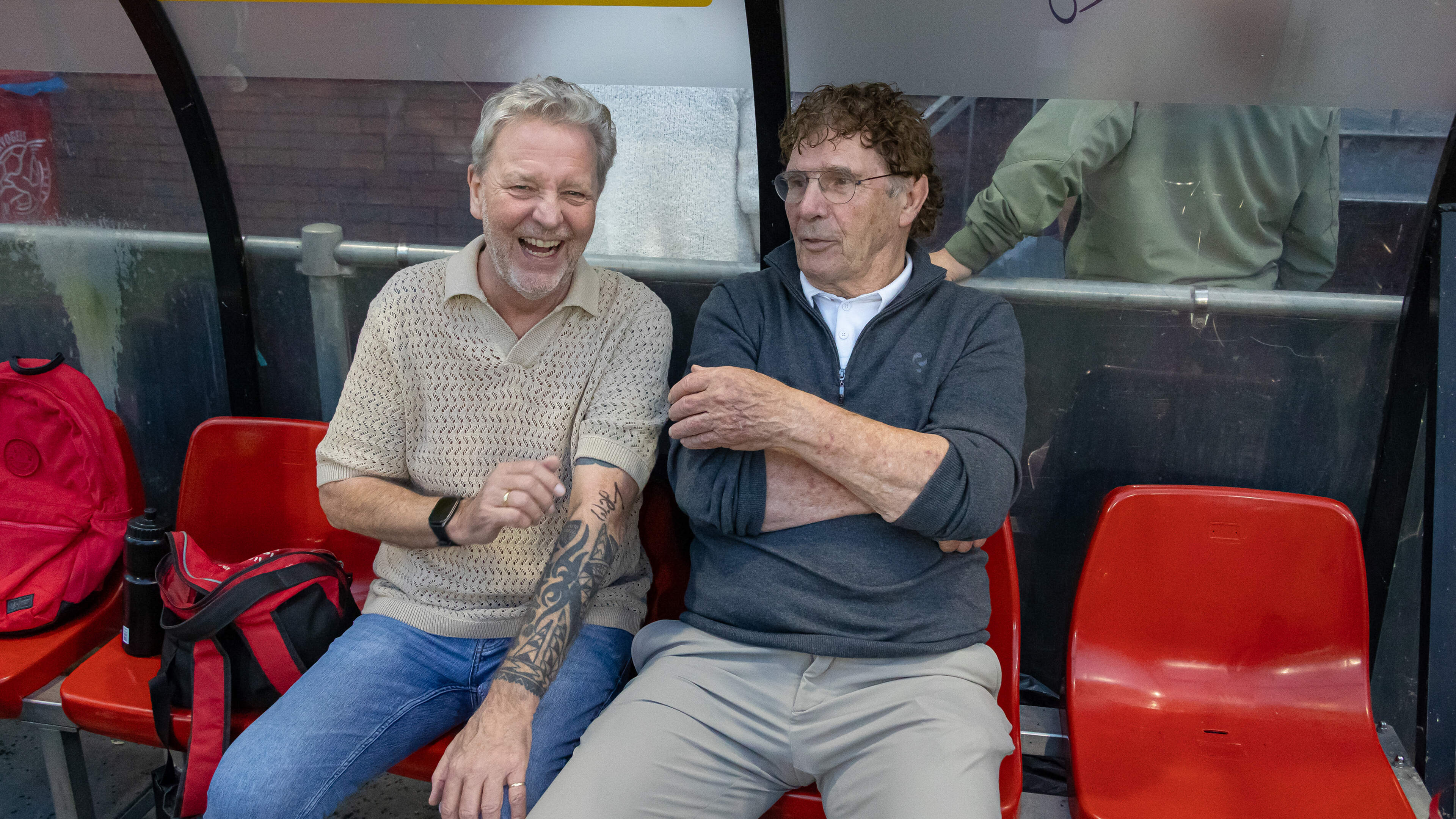 Bunschoter Jos (64) laat handtekening Willem van Hanegem op z’n arm tatoeëren