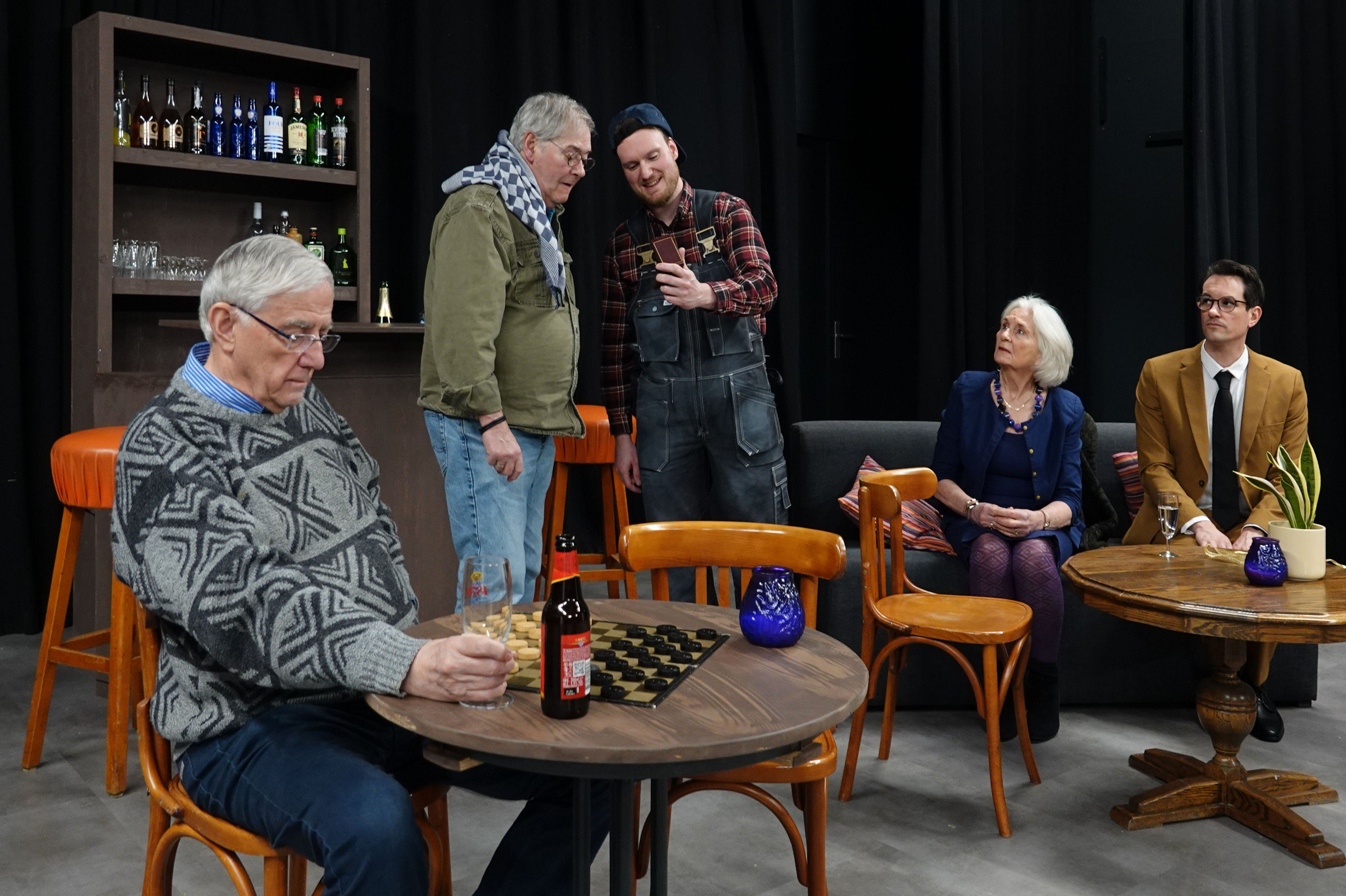 Toneelvereniging DSO viert jubileum met stuk van Hugo Claus