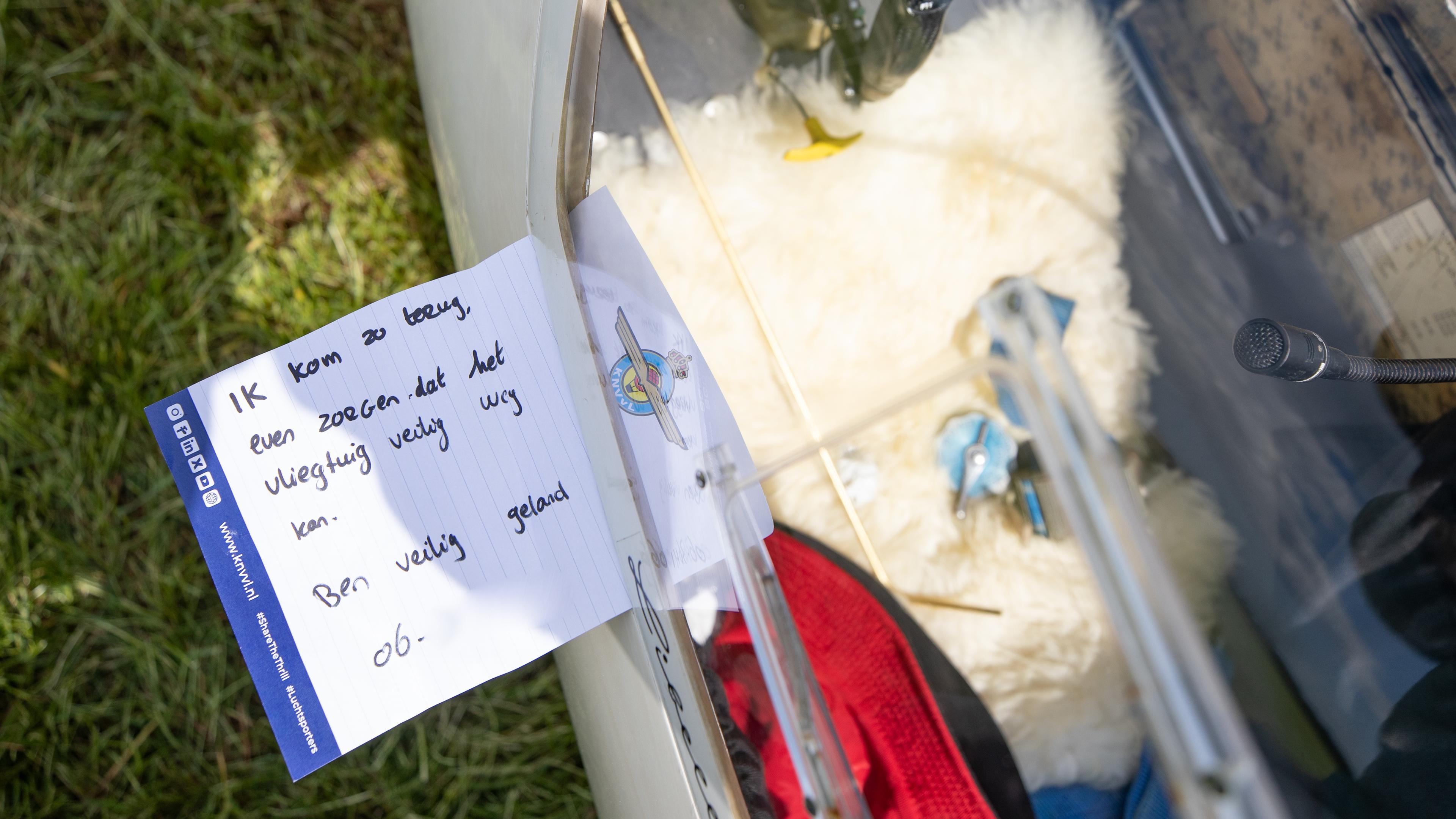Zweefvlieftuig haalt vliegveld Hilversum niet en landt in Soester weiland: ’Gelukkig was het gras ne