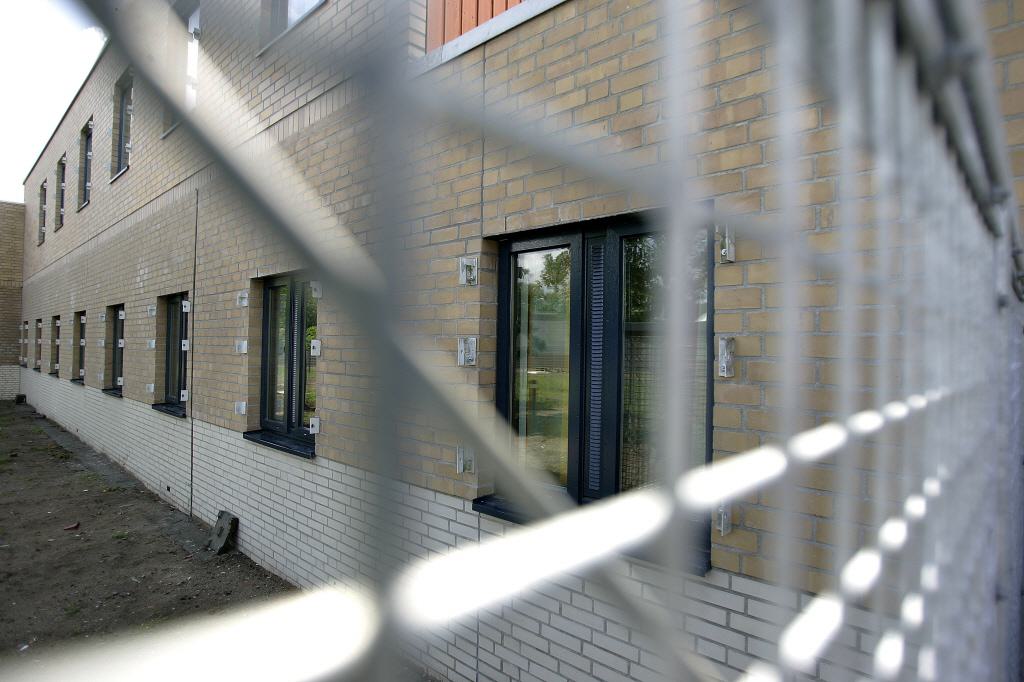 Tbs met dwangverpleging voor man die partner mishandelde en stiefdochter seksueel misbruikte