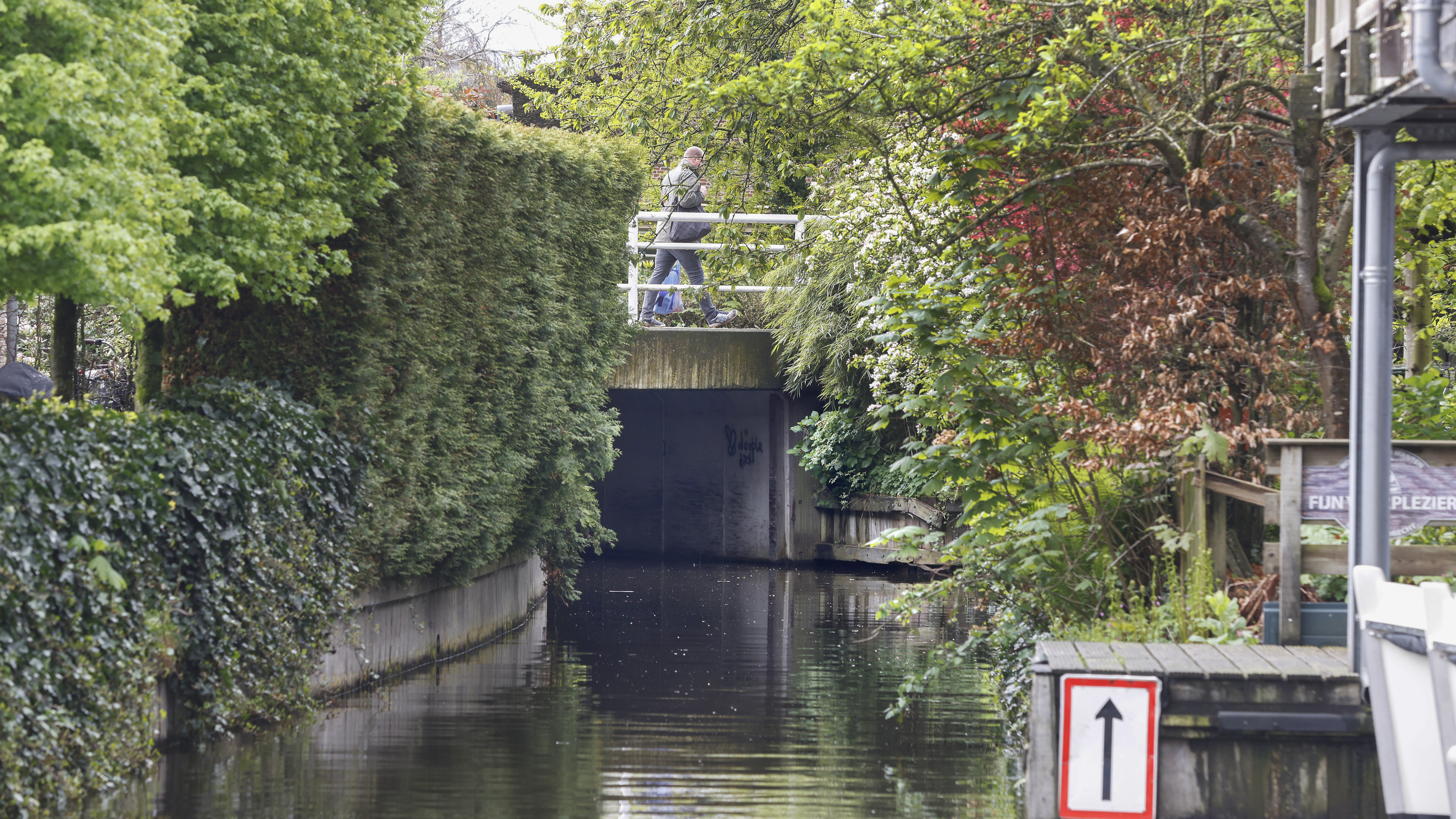De Heul in Loosdrecht drooggelegd, twee maanden onbevaarbaar vanwege werkzaamheden