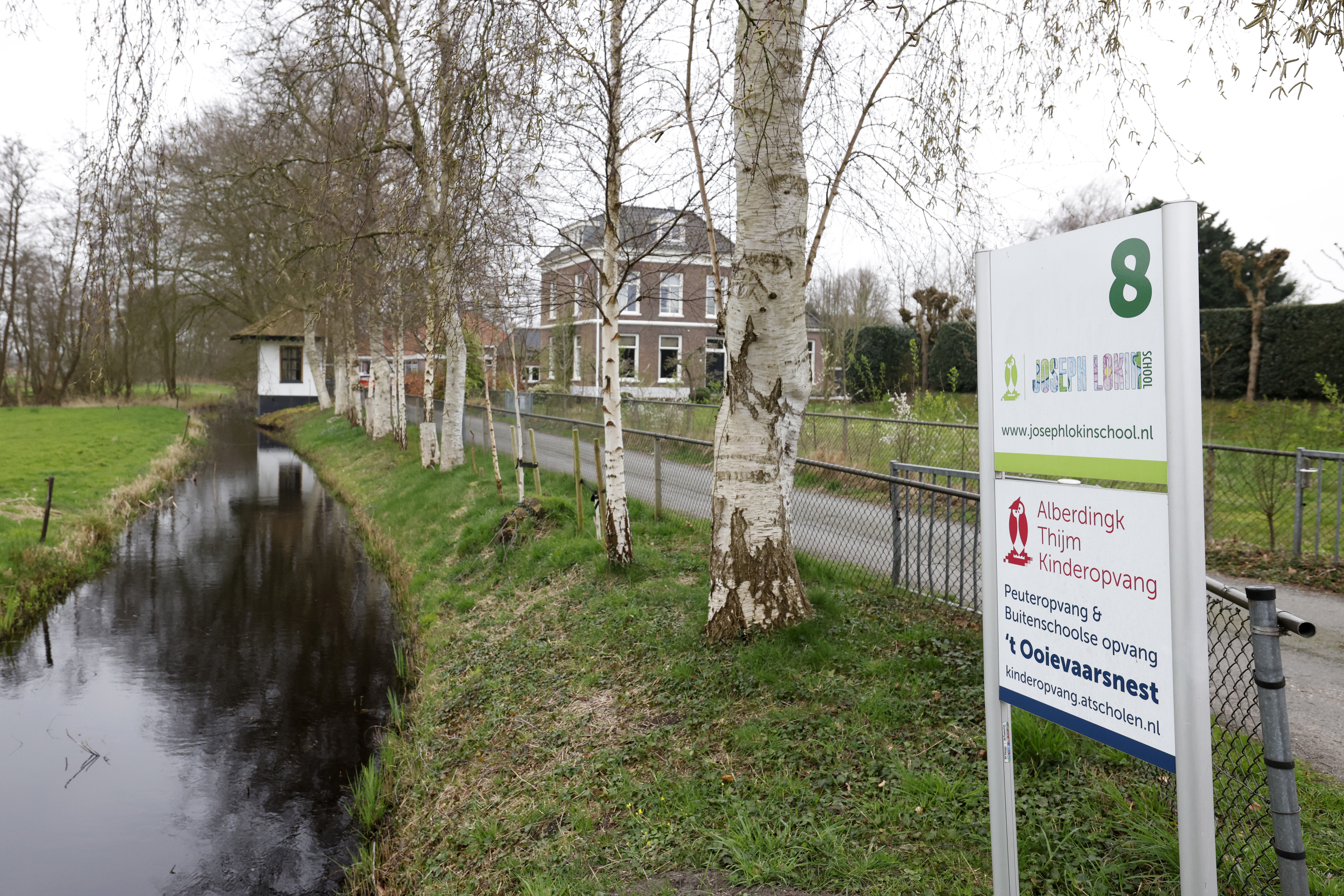 Renovatie Lokinschool in Ankeveen, mogelijk Integraal Kind Centrum in Nederhorst