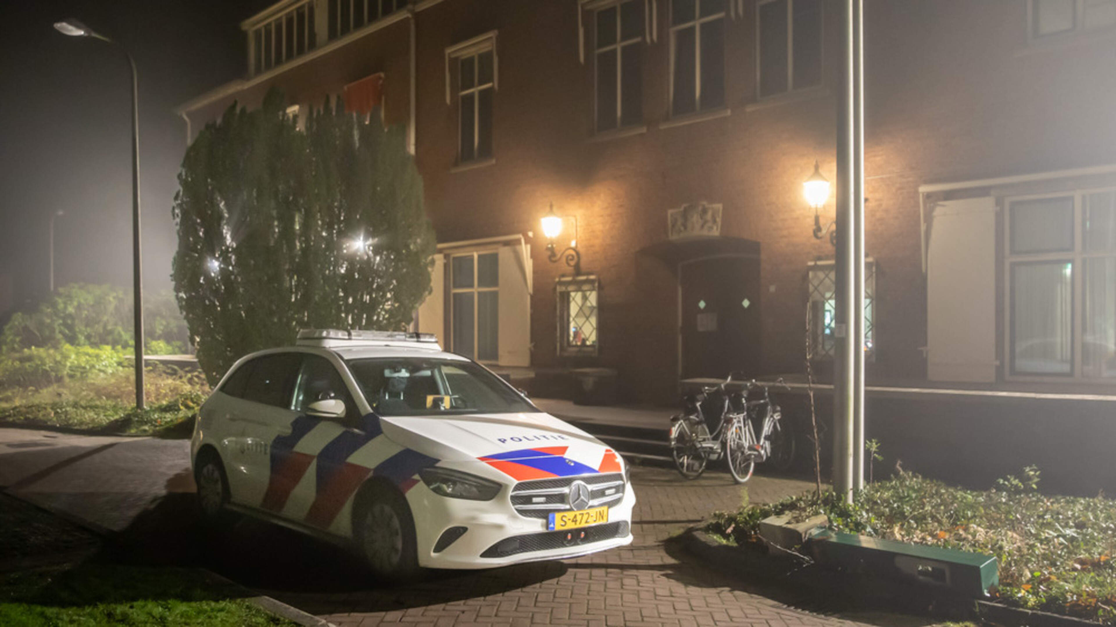 16-jarige jongen aangehouden na steekincident in woning op terrein azc