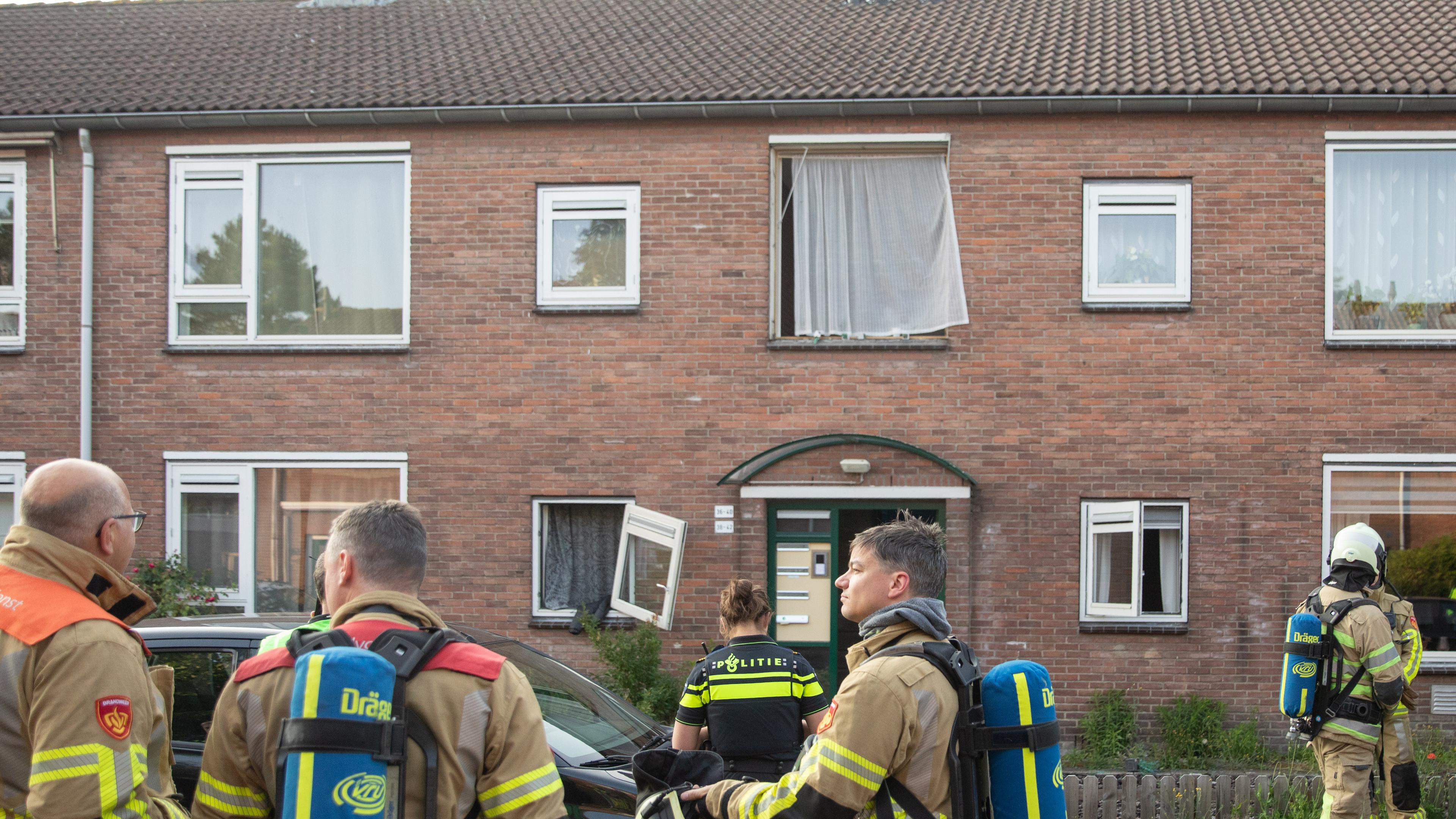 Door aanslag getroffen woning moet nog eens drie weken dicht van de burgemeester. Maar vervangende w