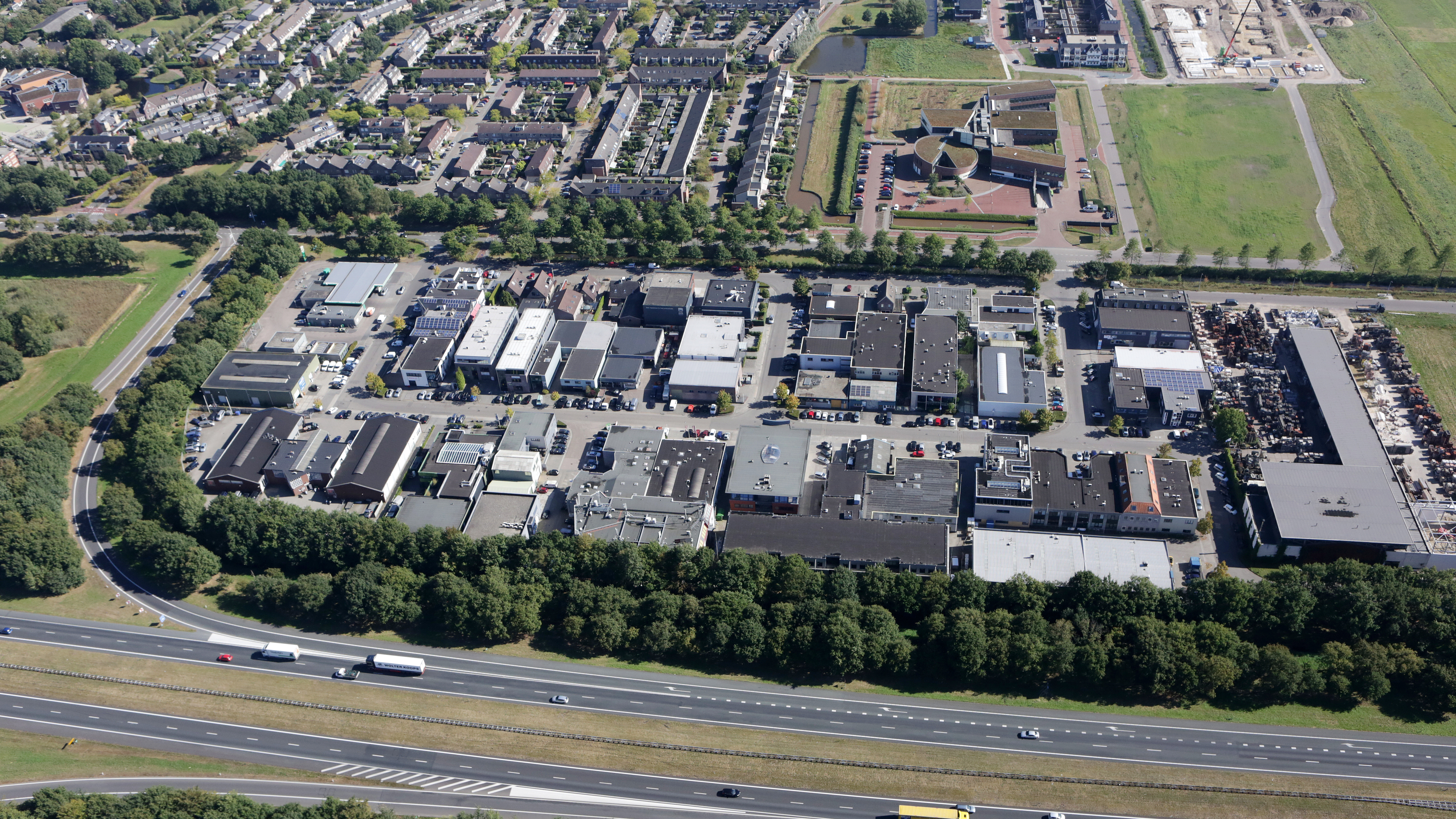 Eemnes wil doorstart met Bedrijveninvesteringszone in Zuidpolder: ’Eén bedrijventerrein zonder onder
