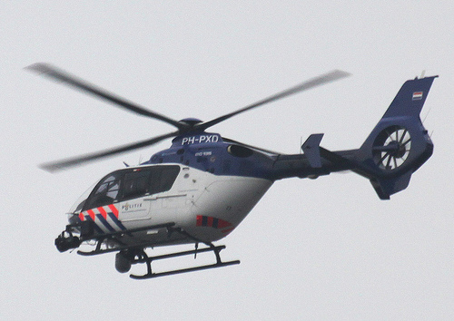 Politieheli wekt Nieuw-Loosdrecht (update)