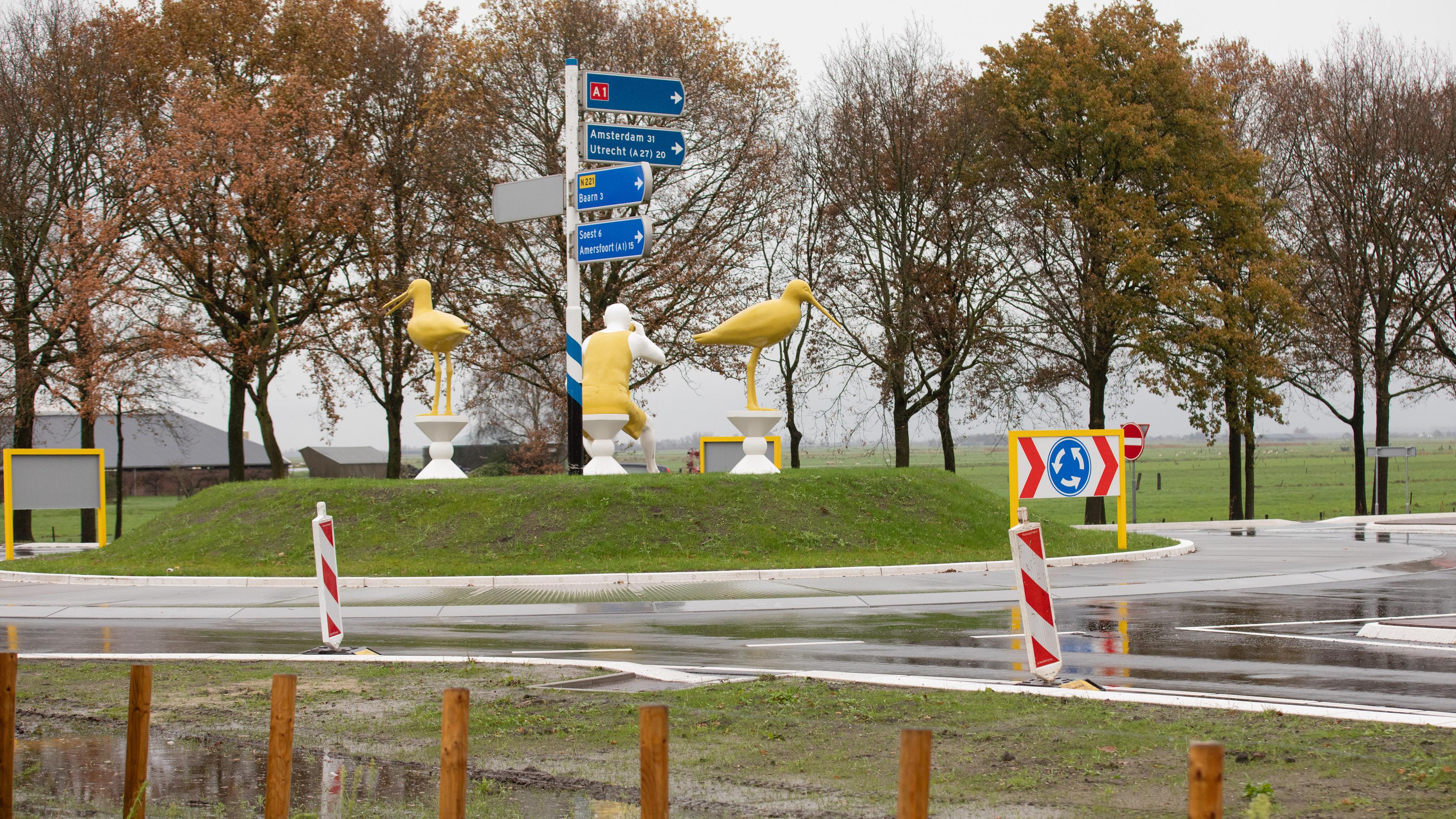 Rotonde Wakkerendijk Eemnes dicht door herstelwerkzaamheden