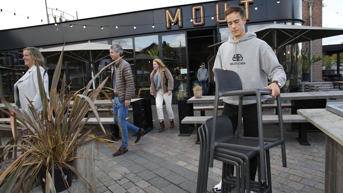 Mout in Hilversum sluit met pijn in het hart de deuren. Eigenaar Jerry ...