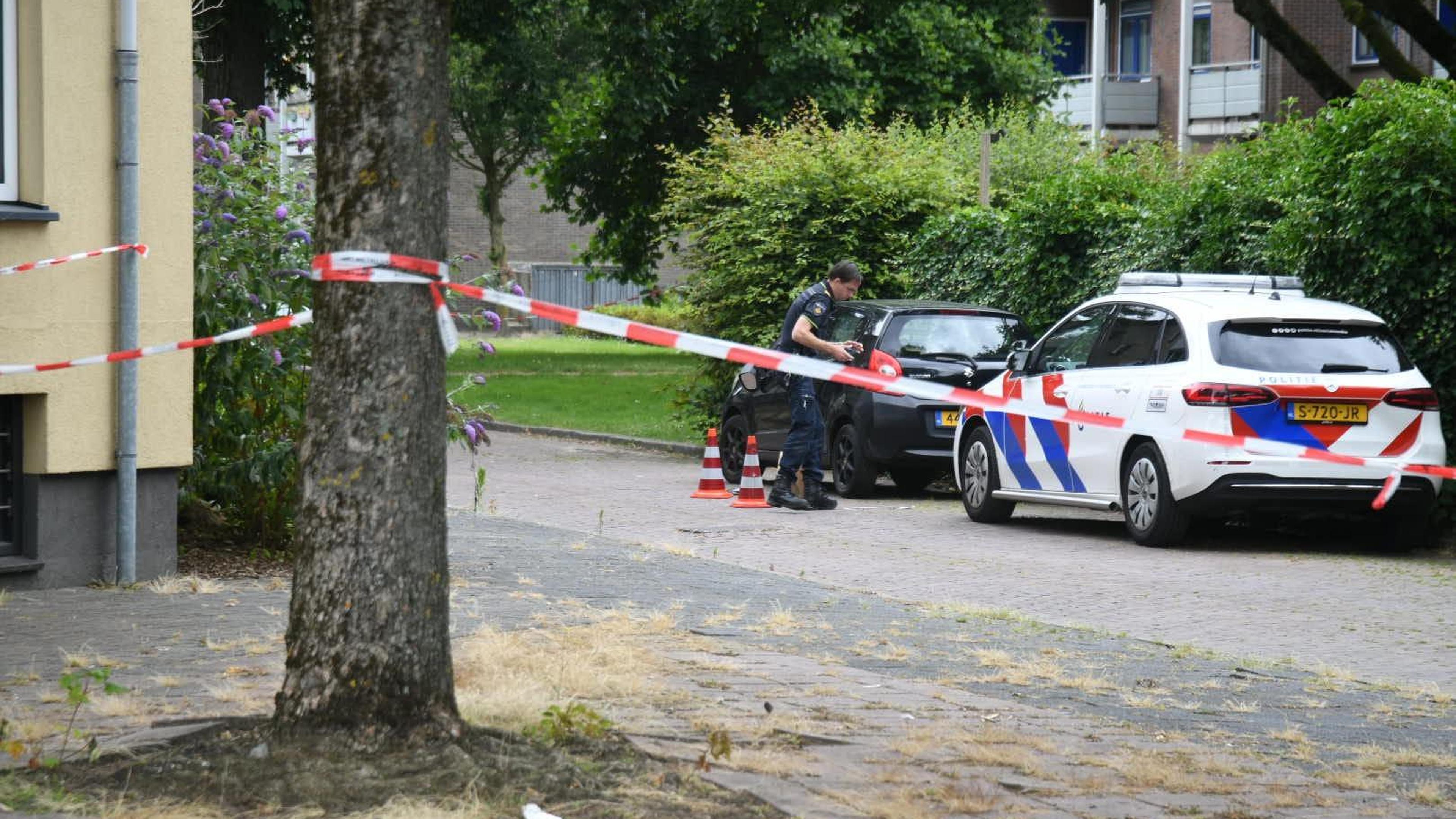 Aangifte Patricia Paay tegen GeenStijl wegens seksvideo | De Gooi- en  Eemlander