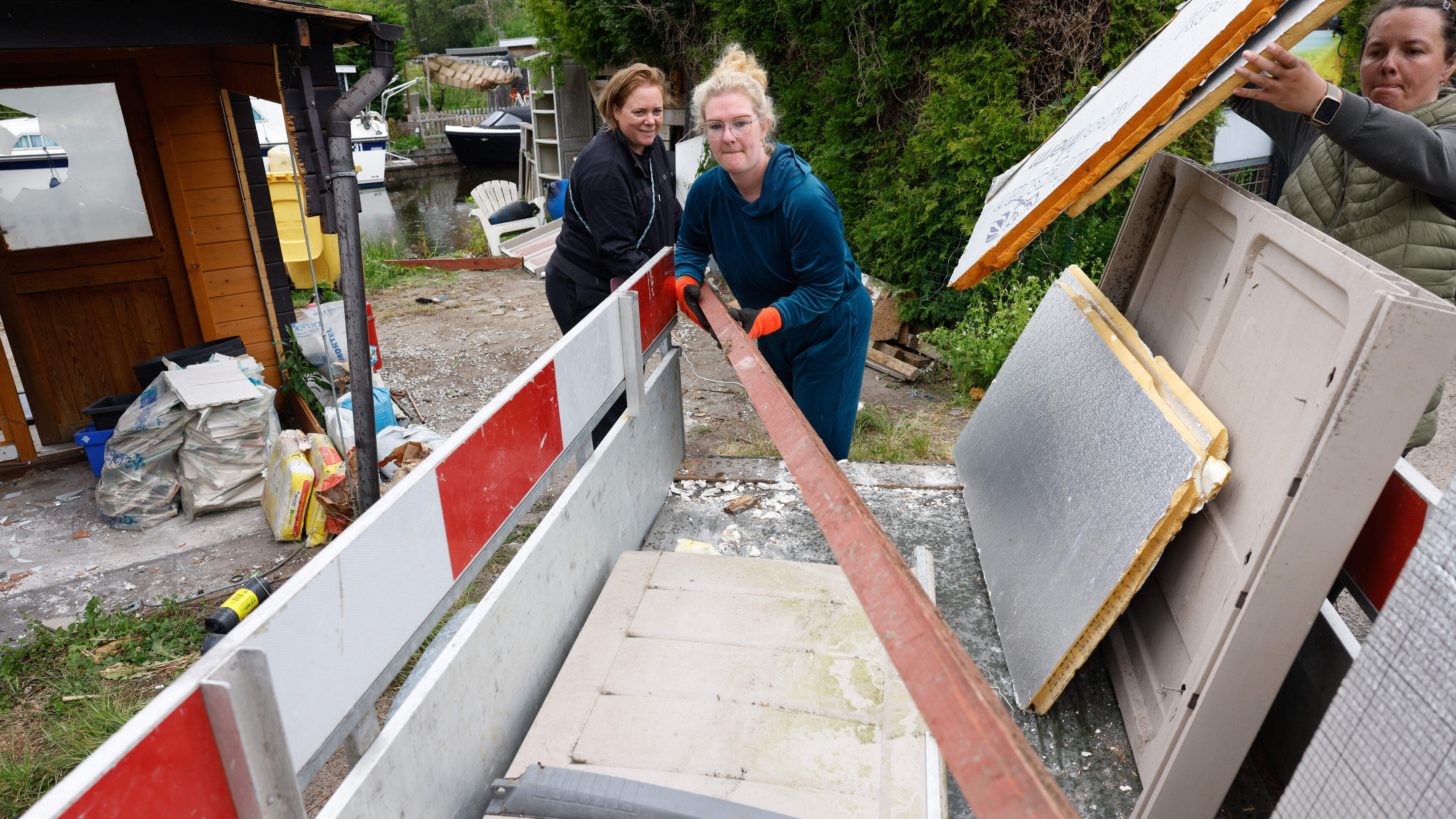 Familie De Groot wil hun recreatiepark in Loosdrecht weer in ere herstellen: ’Wij willen ook schoon 